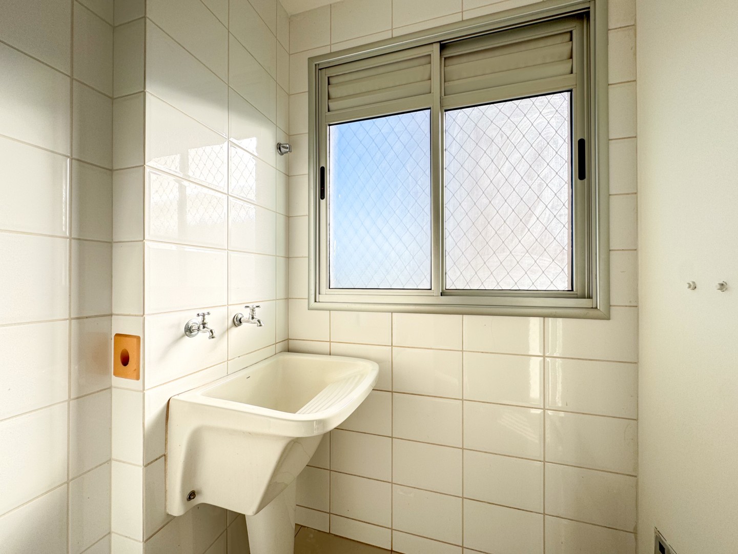 Apartamento para venda no bairro Bela Suica de Londrina - Foto 11
