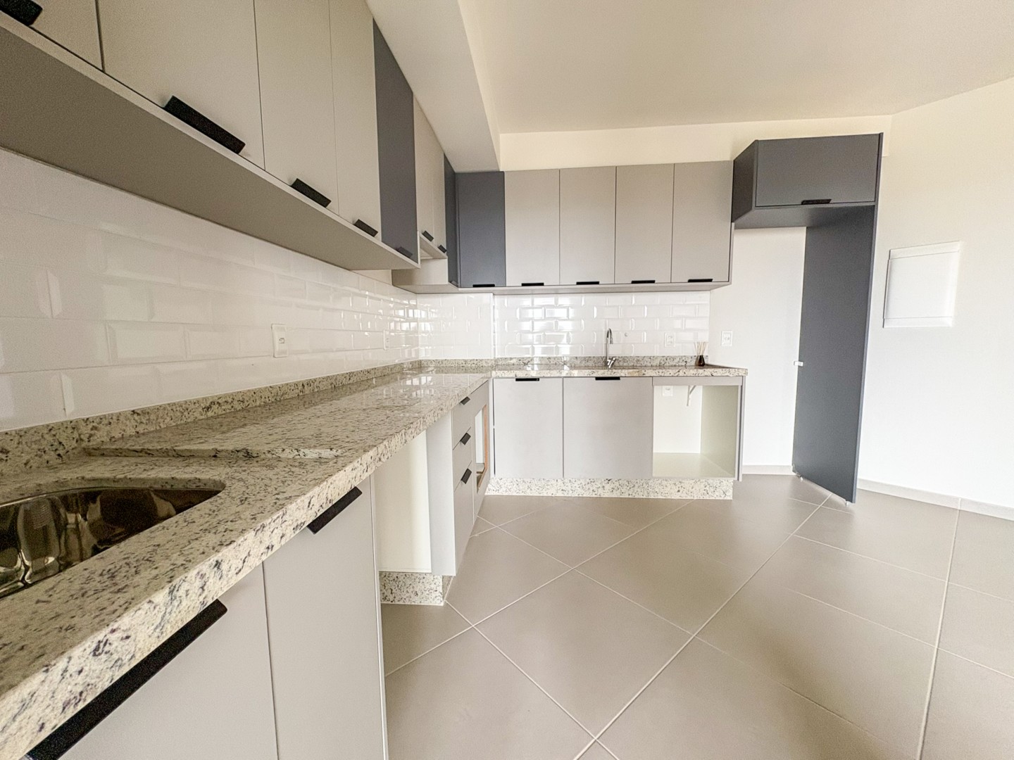 Apartamento para locação no bairro Gleba Palhano de Londrina - Foto 13