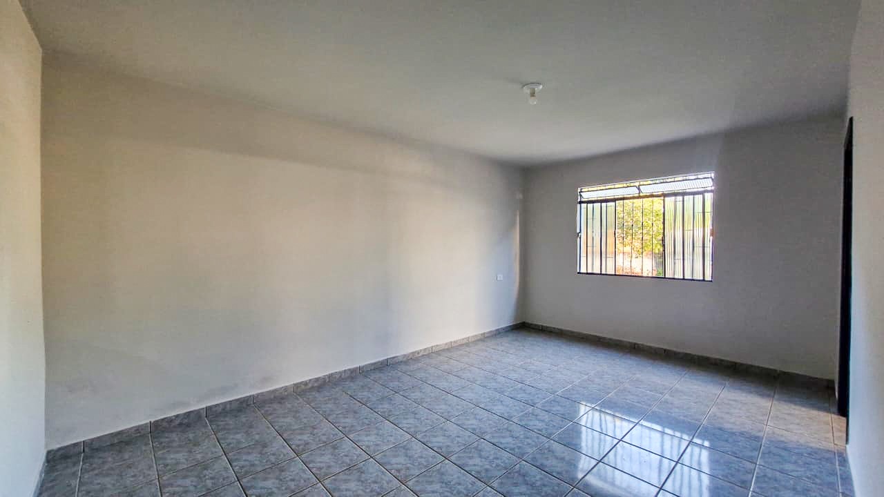 Casa para alugar em Antares, Londrina — Portal Chave Fácil