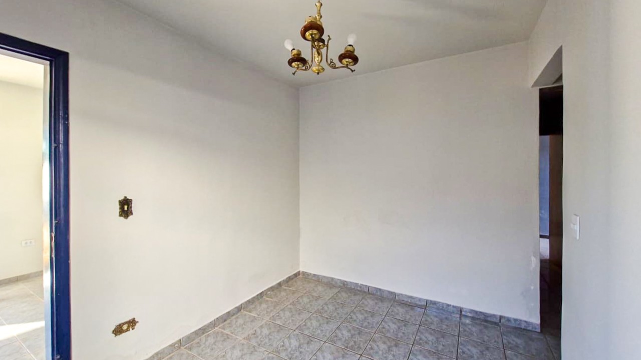 Casa Residencial para locação no bairro Antares de Londrina - Foto 11