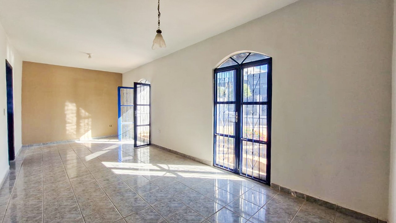 Casa para alugar em Antares, Londrina — Portal Chave Fácil