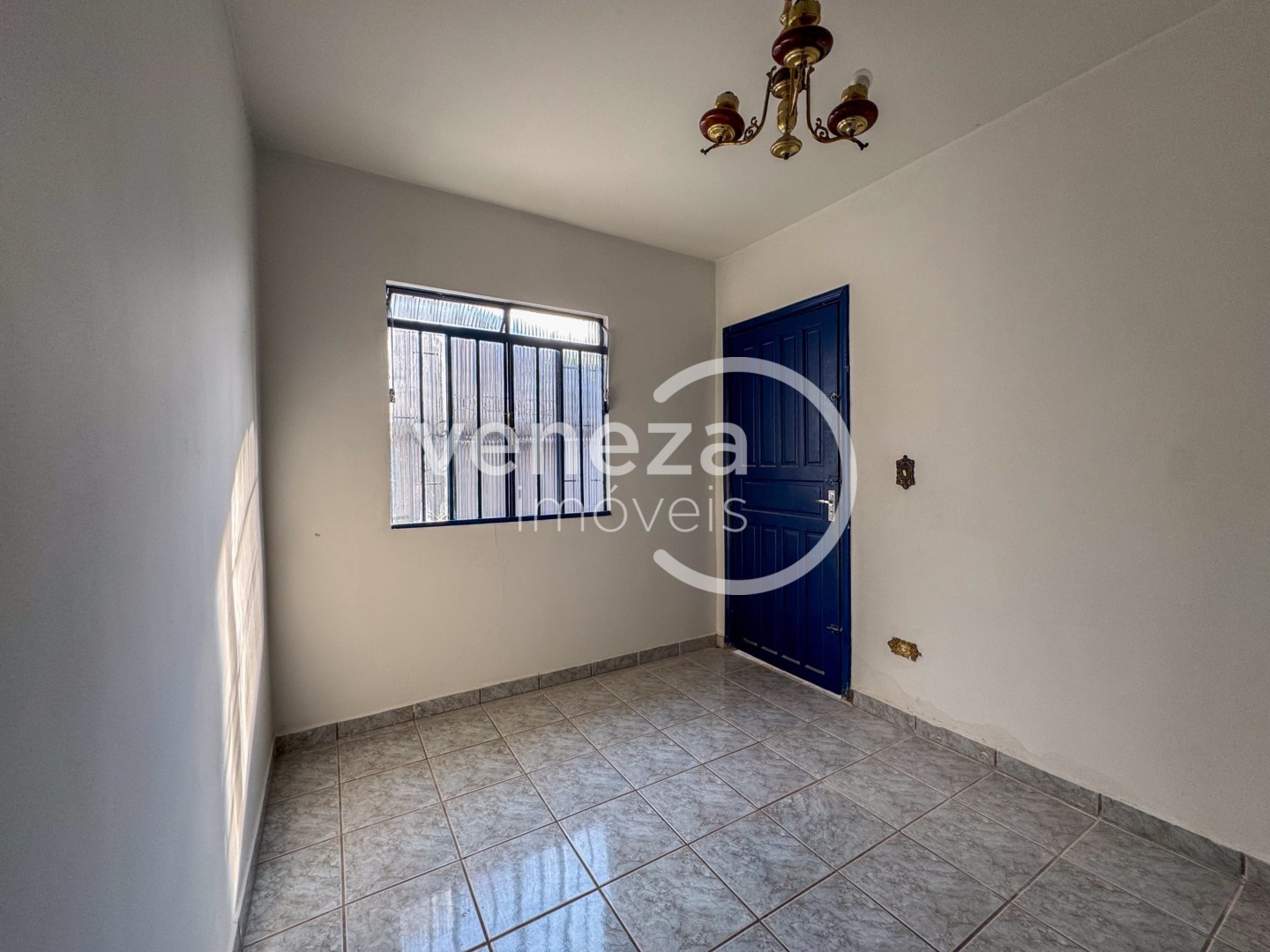 Casa para alugar em Antares, Londrina — Portal Chave Fácil