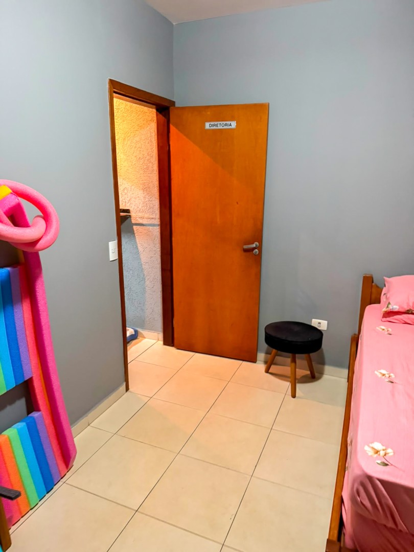 Casa Residencial para venda no bairro Jardim Pioneiros de Londrina - Foto 4
