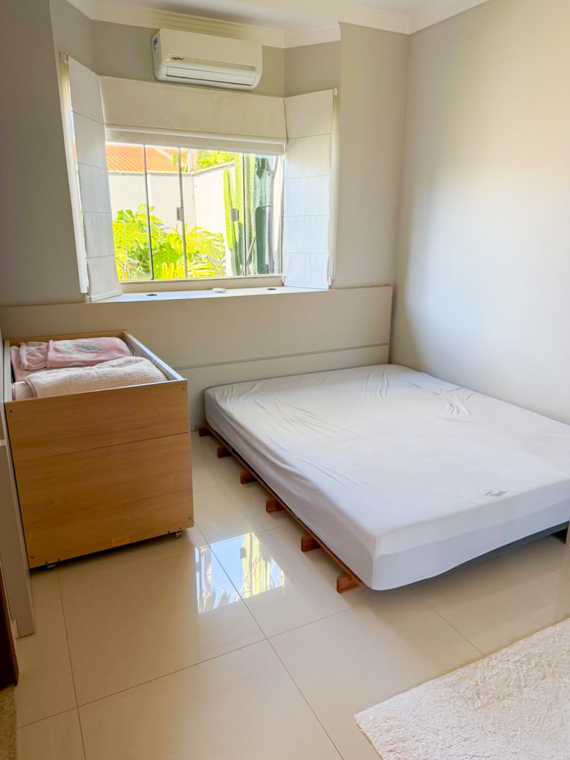 Casa Residencial para venda no bairro Jardim Pioneiros de Londrina - Foto 8