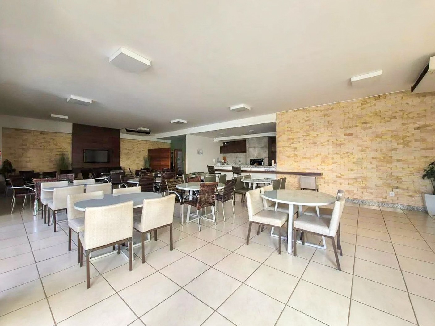 Apartamento para venda no bairro Vale dos Tucanos de Londrina - Foto 16