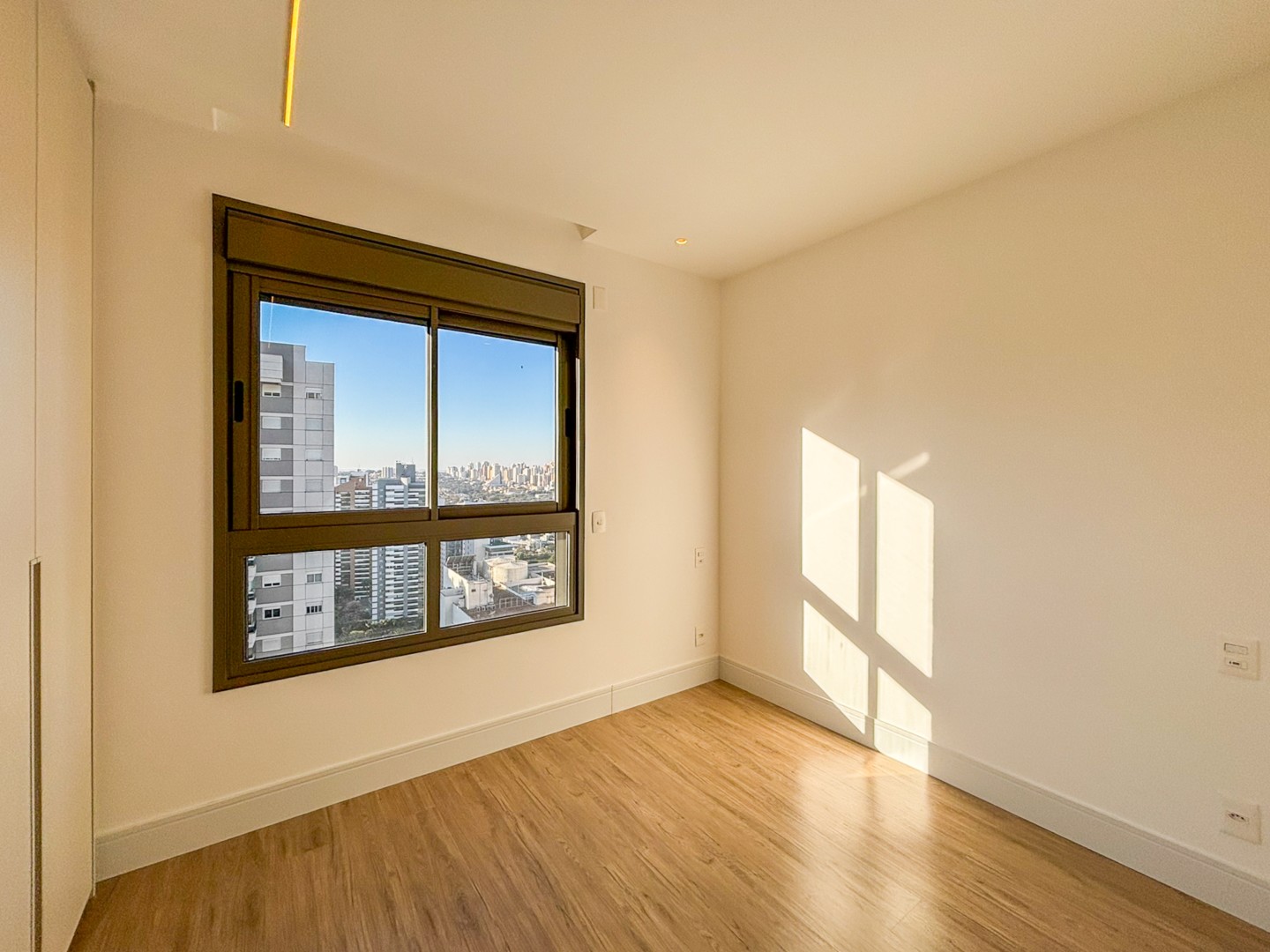 Apartamento para locação no bairro Gleba Palhano de Londrina - Foto 17