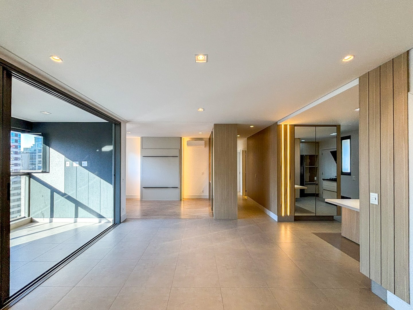 Apartamento para locacao no Gleba Palhano em Londrina com 205m² por R$ 7.000,00 - Foto 2