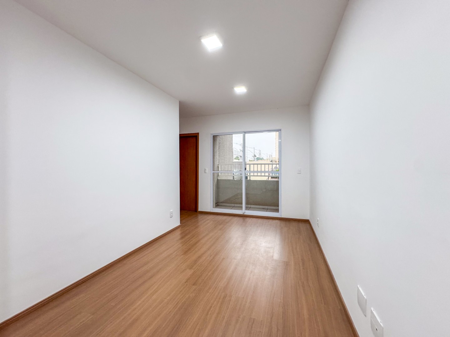 Apartamento para locacao no Cidade Industrial 2 em Londrina com 46,5m² por R$ 1.100  - Foto 3