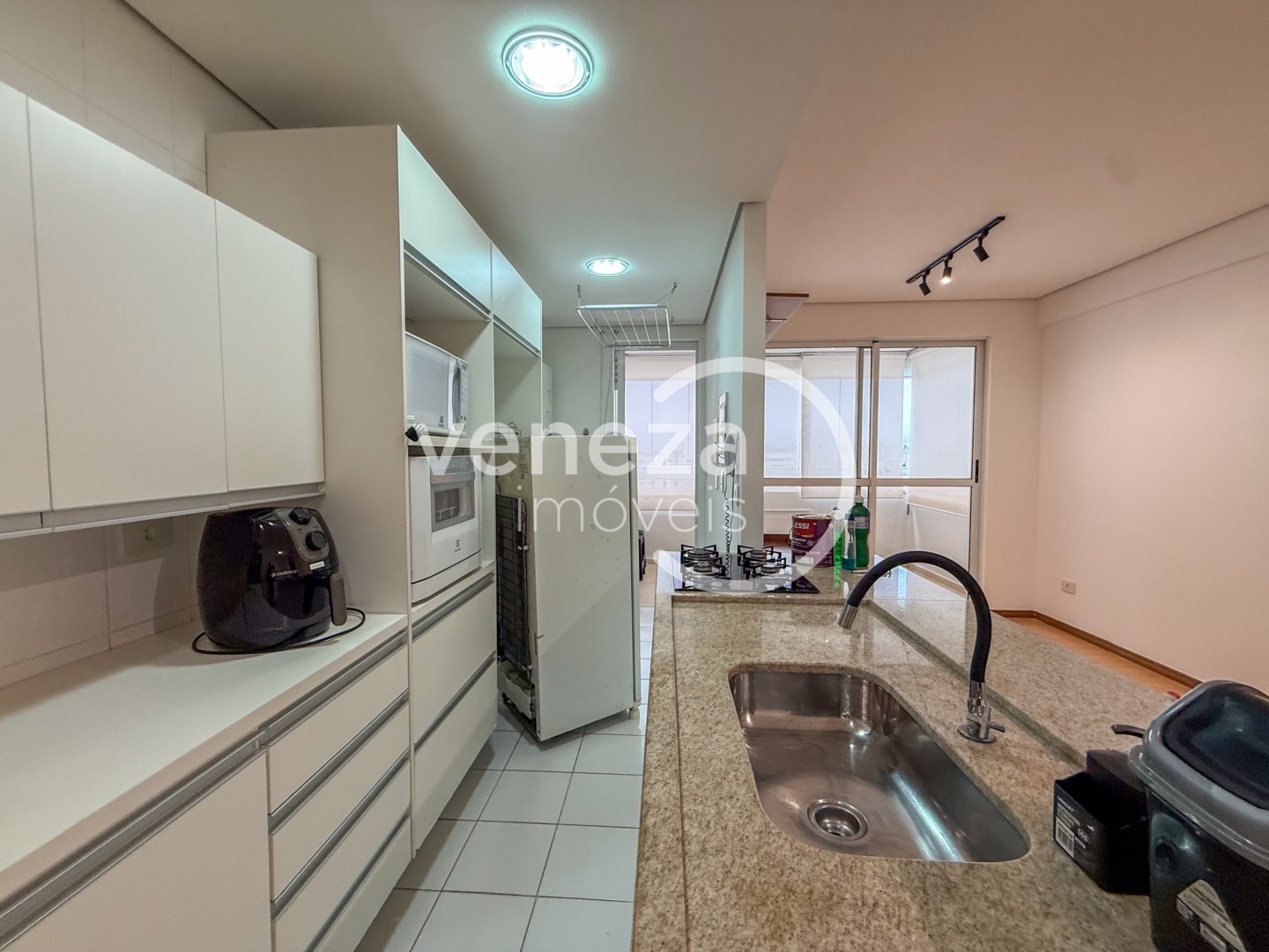 Apartamento para locação no bairro Centro de Londrina - Foto 11