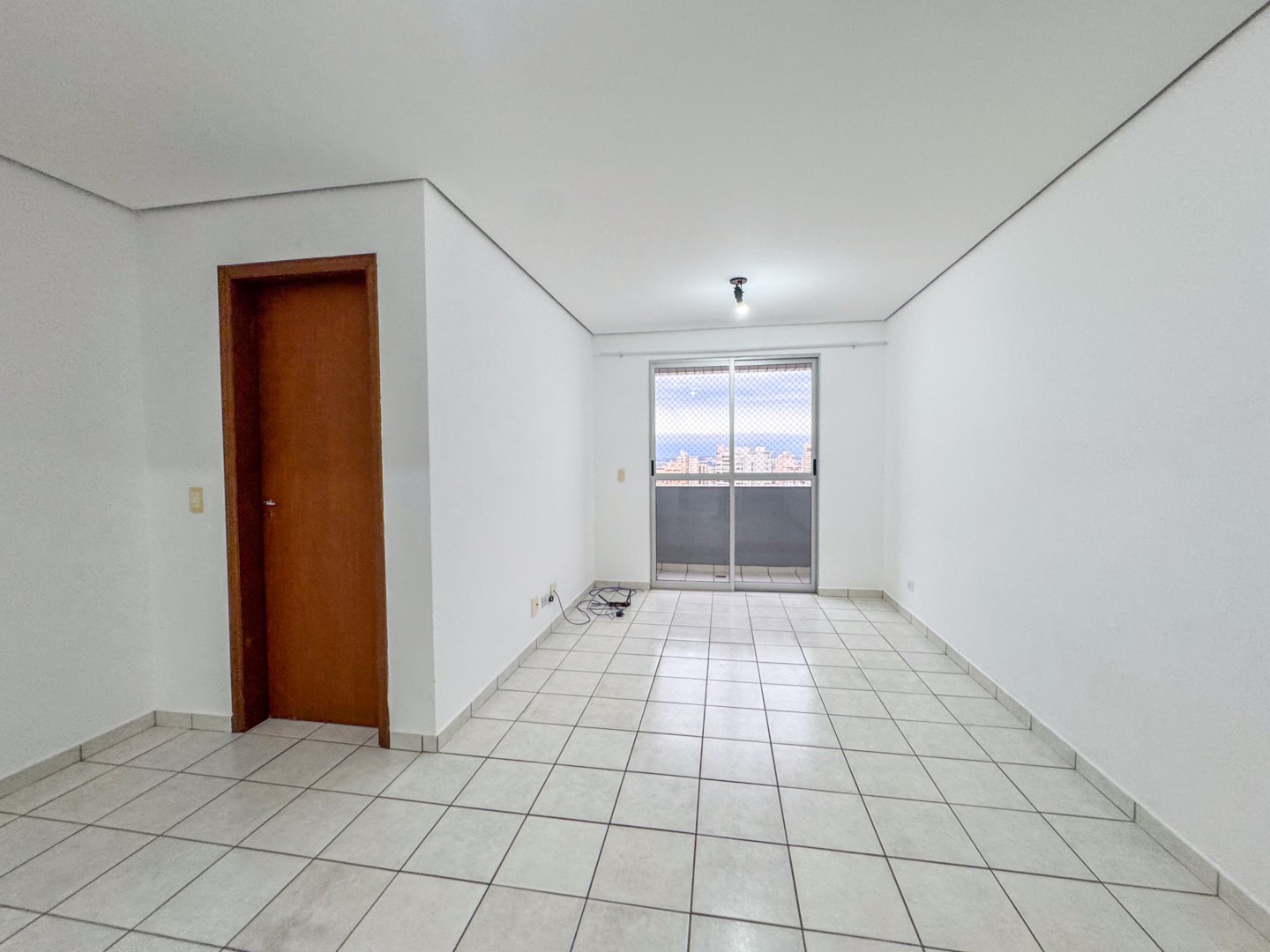 Apartamento para locacao no Centro em Londrina com 86,23m² por R$ 2.100  - Foto 3
