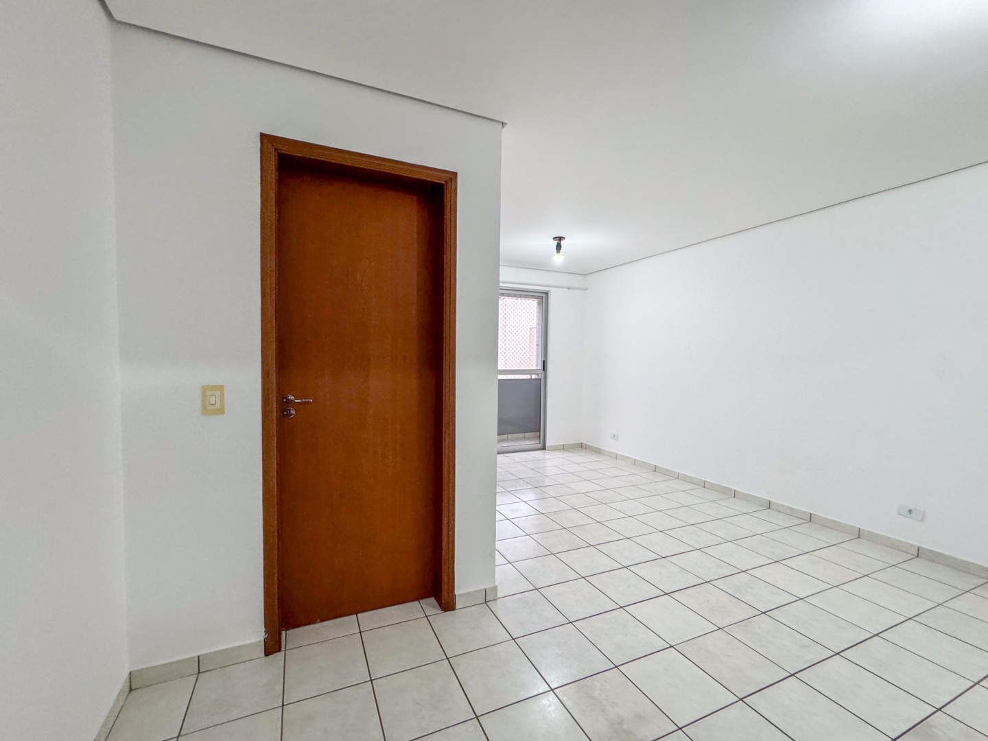 Apartamento para locação no bairro Centro de Londrina - Foto 4