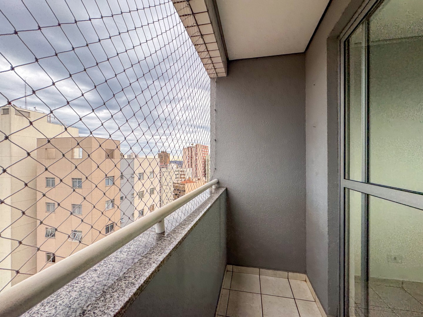 Apartamento para locação no bairro Centro de Londrina - Foto 7