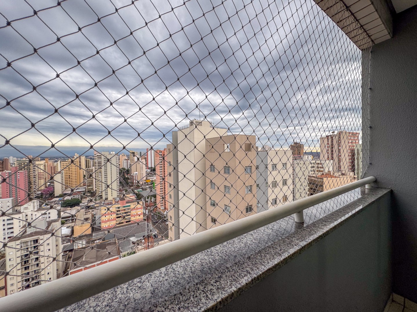 Apartamento para locação no bairro Centro de Londrina - Foto 8