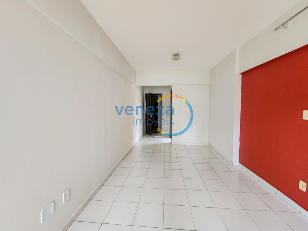Apartamento para venda no Centro em Londrina com 99,75m² por R$ 290.000,00