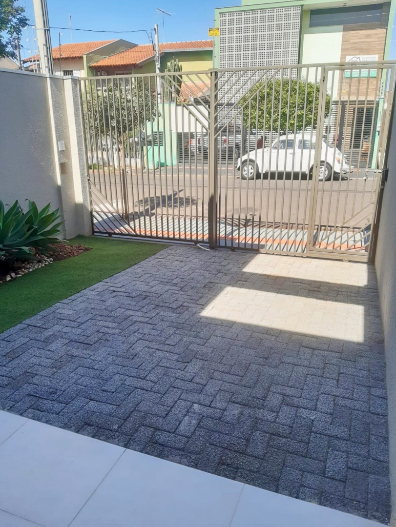 Casa Residencial para venda no bairro Operaria de Londrina - Foto 17