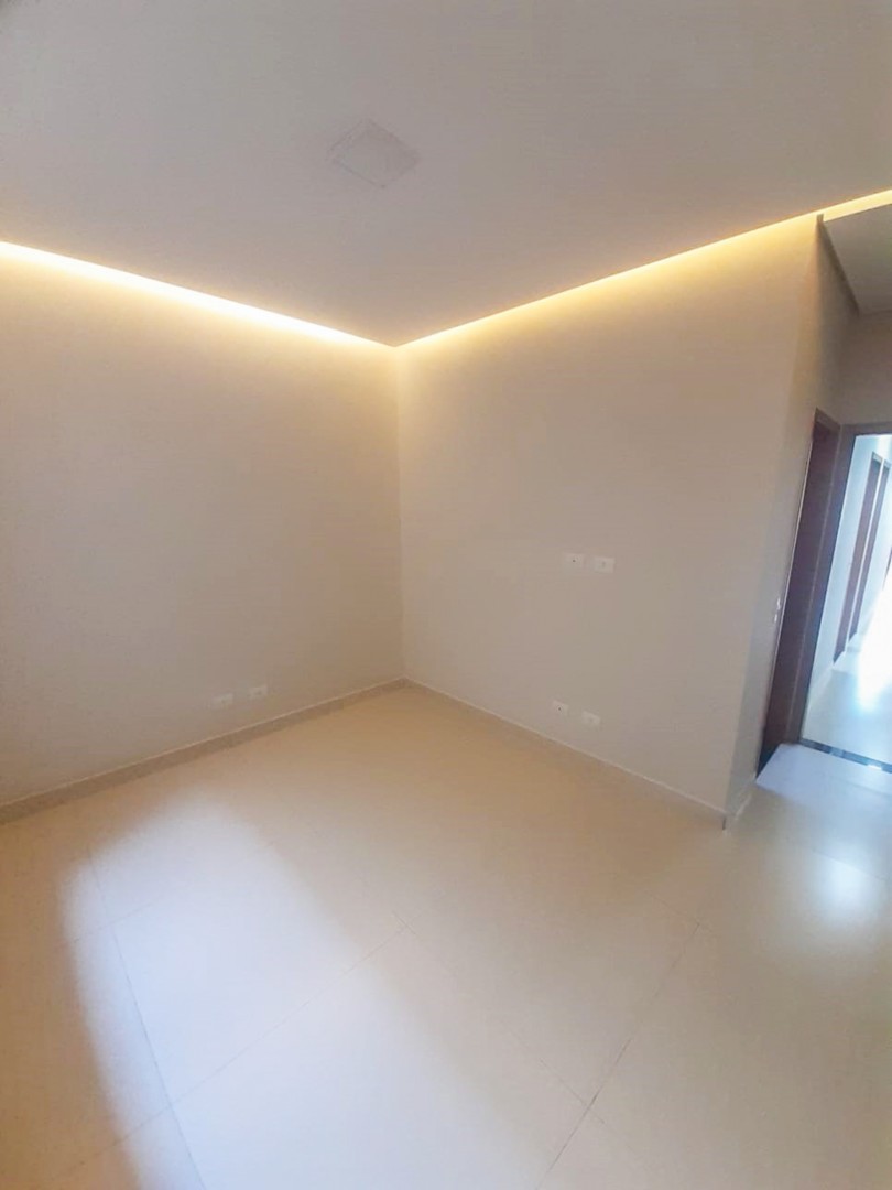 Casa Residencial para venda no bairro Operaria de Londrina - Foto 6