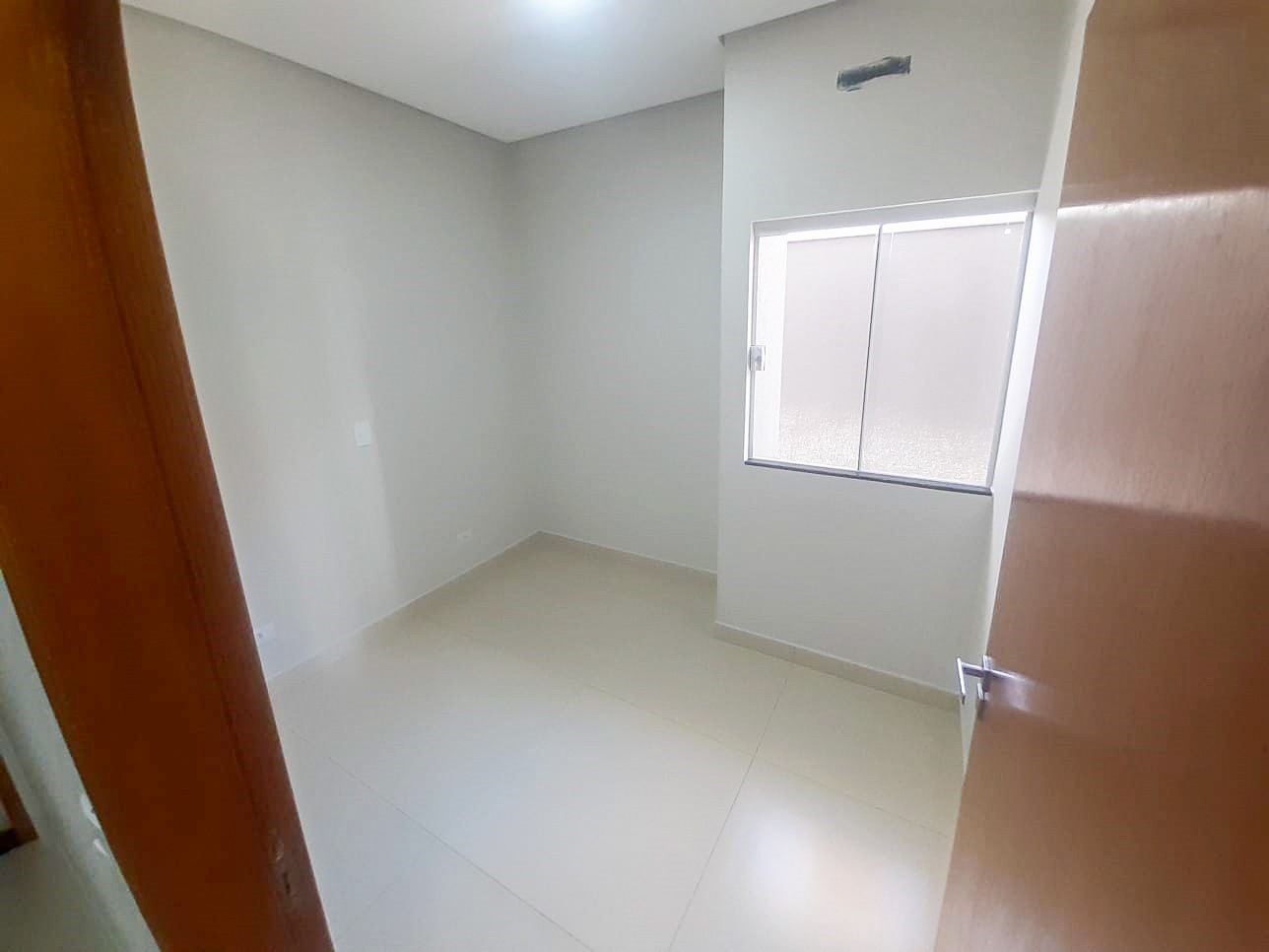 Casa Residencial para venda no bairro Operaria de Londrina - Foto 4