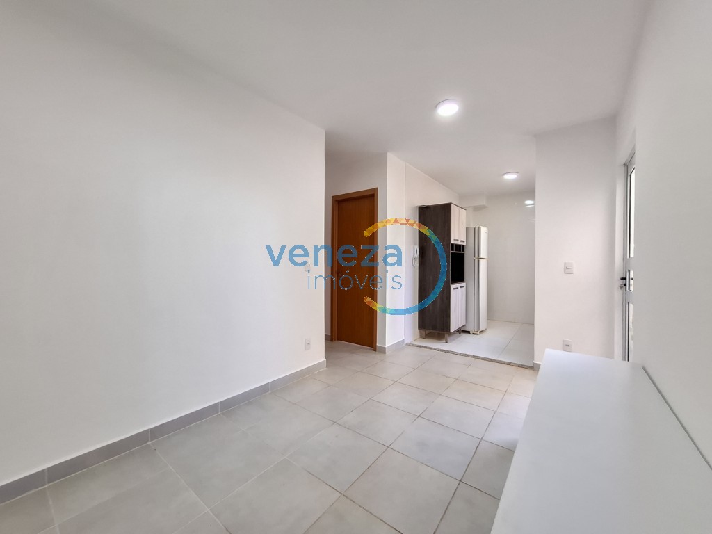 Apartamento para locacao no Acquaville em Londrina com 72m² por R$ 1.350,00