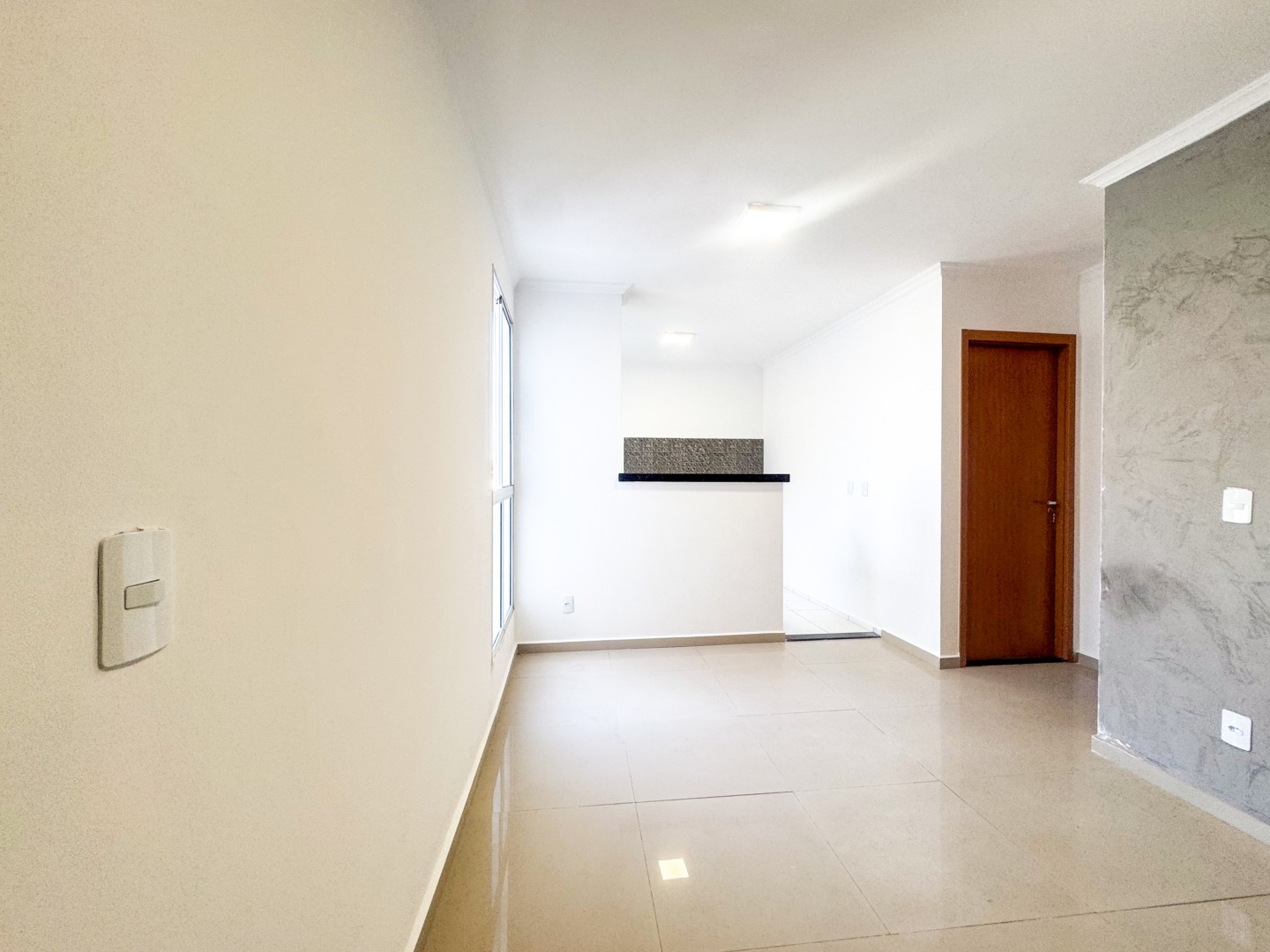 Apartamento para locacao no Jardim Maria Luiza em Londrina com 45m² por R$ 1.200
