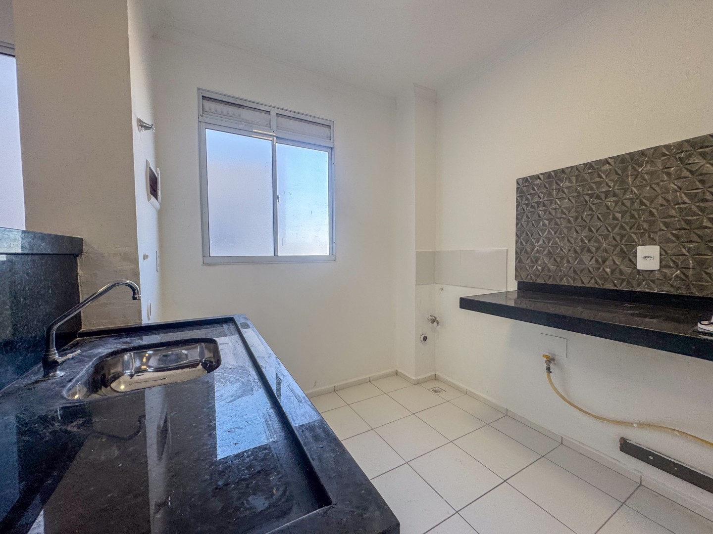 Apartamento para locação no bairro Jardim Maria Luiza de Londrina - Foto 28