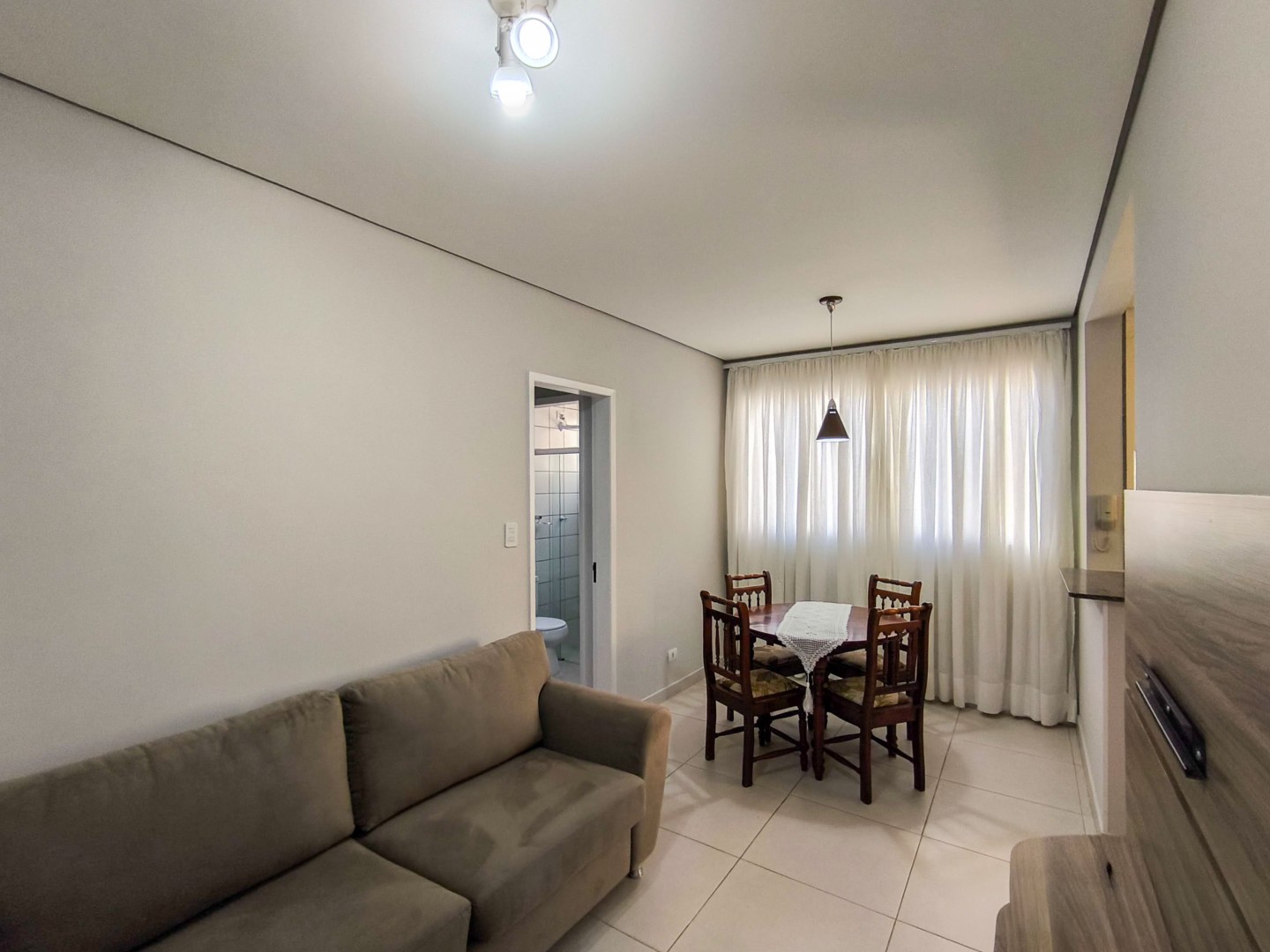 Apartamento para locacao no Centro em Londrina com 55,67m² por R$ 1.800 - Foto 2
