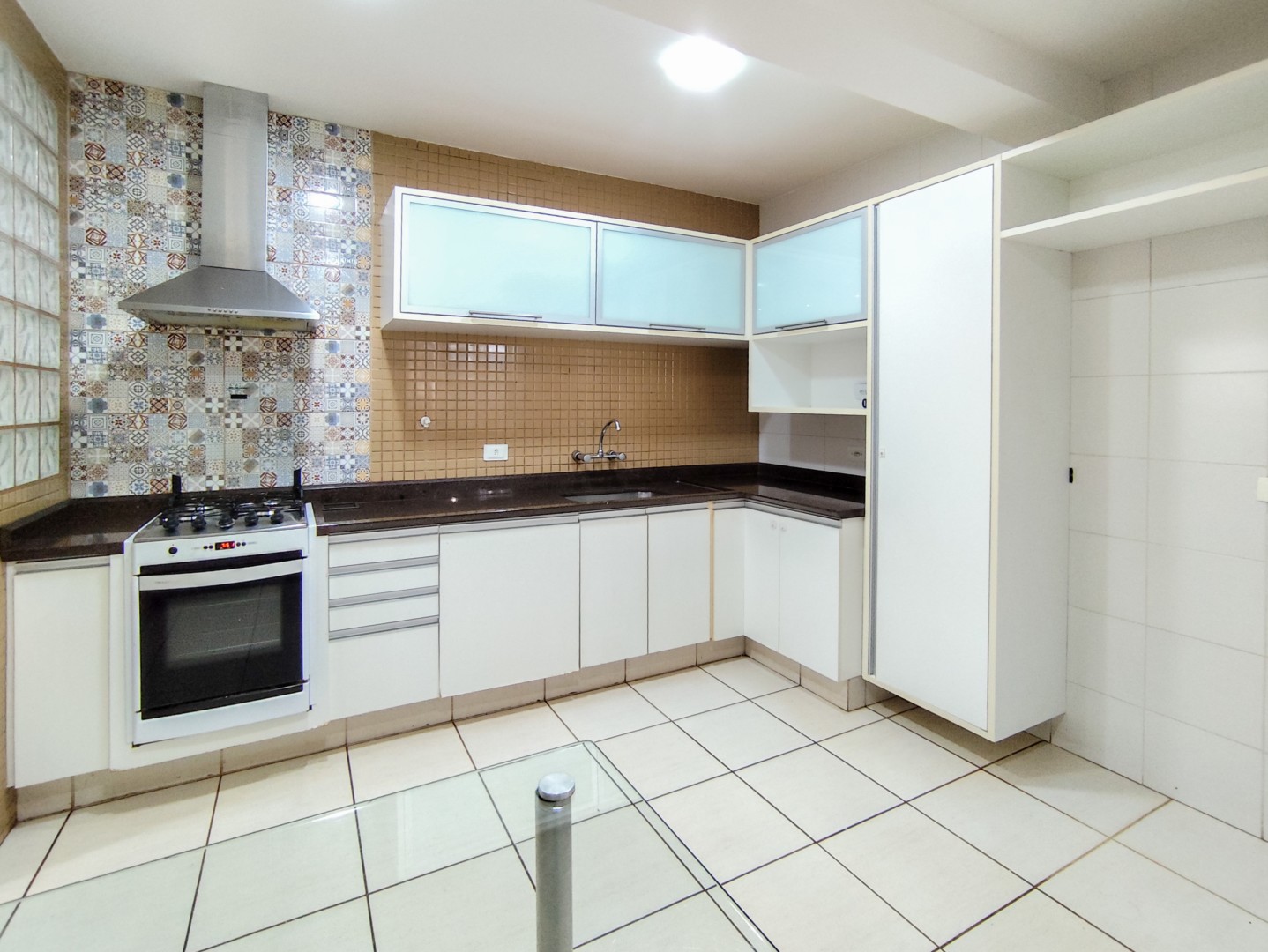 Apartamento para locação no bairro Gleba Palhano de Londrina - Foto 17