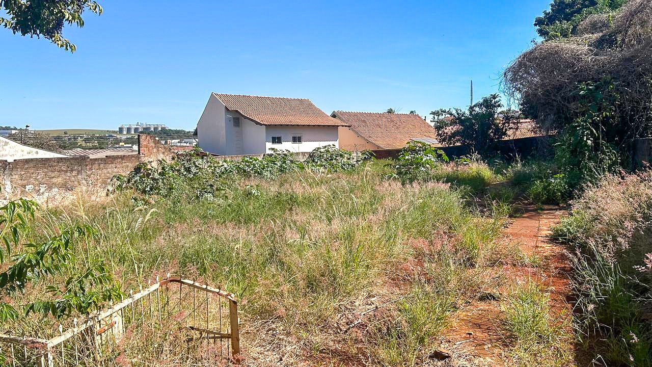 Terreno/Área à venda em Centro, Matinhos — Portal Chave Fácil