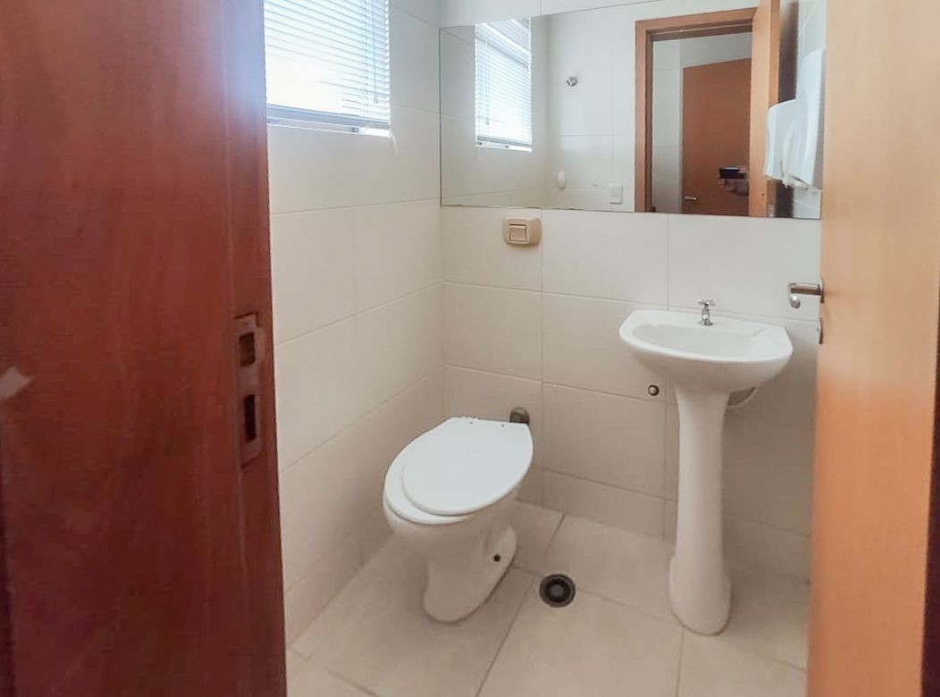 Sala para locação no bairro Centro de Londrina - Foto 7