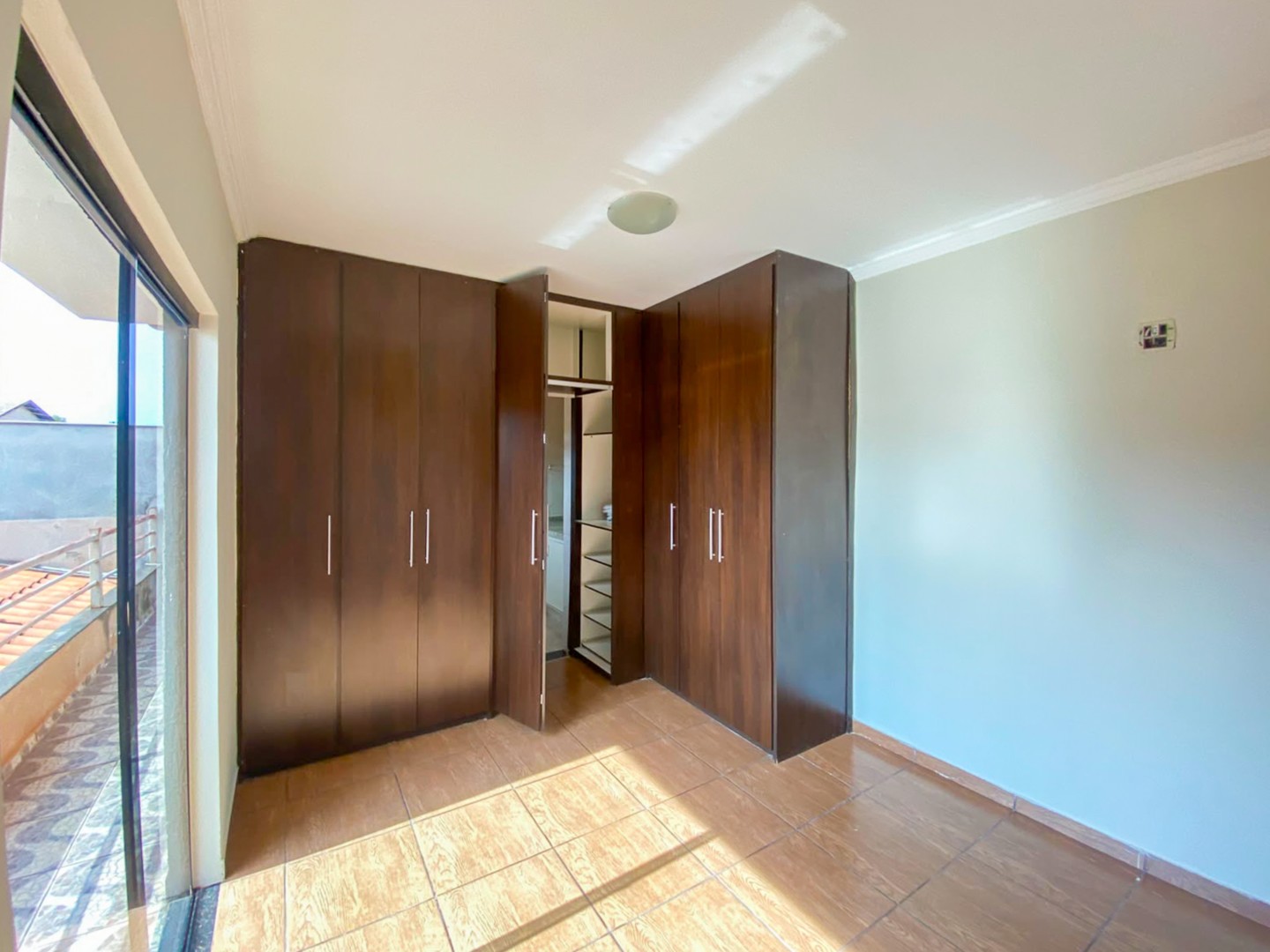 Casa Residencial para locação no bairro Jardim do Leste de Londrina - Foto 16
