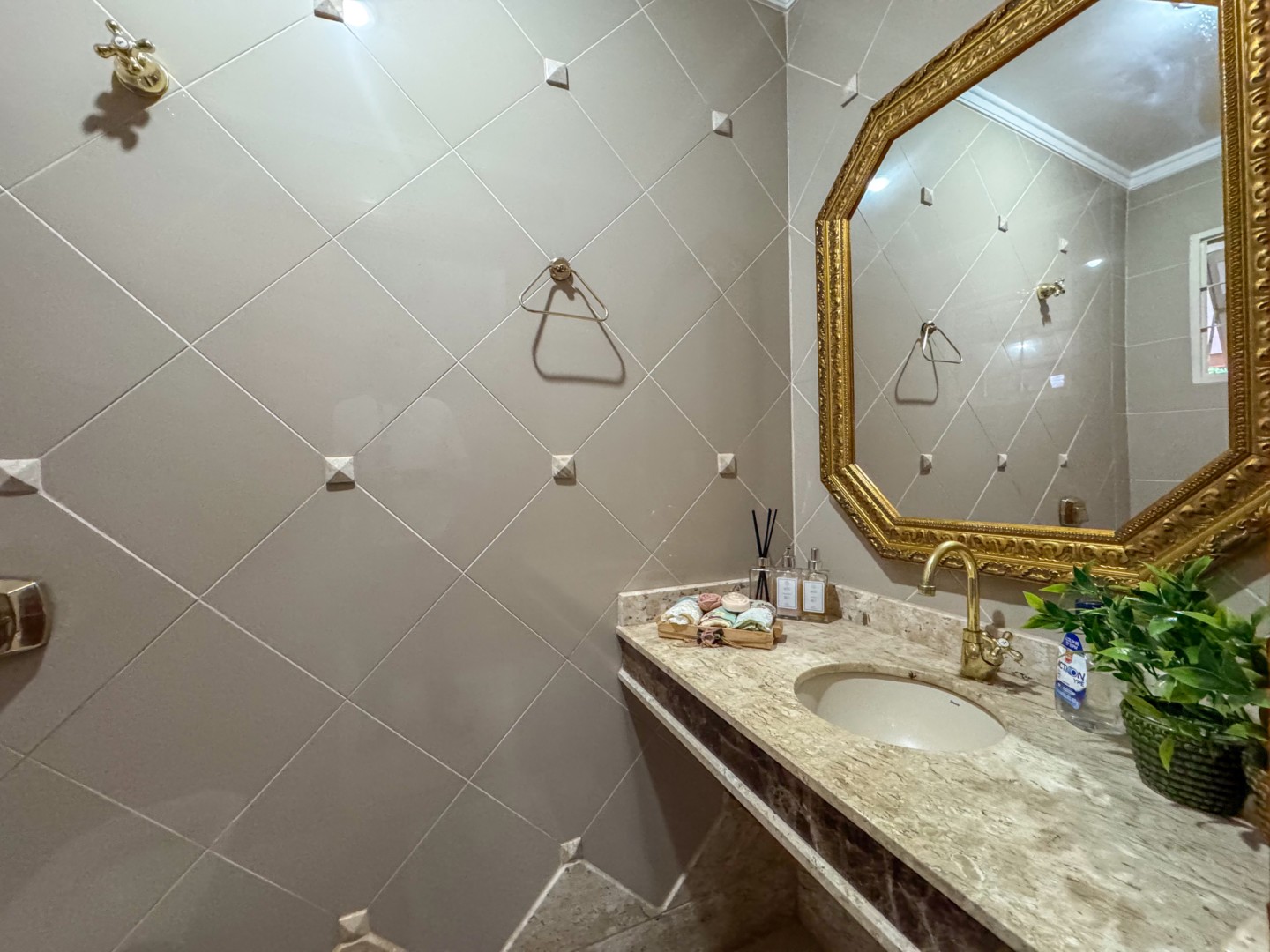 Casa Residencial para venda no bairro Jardim Italia de Londrina - Foto 18