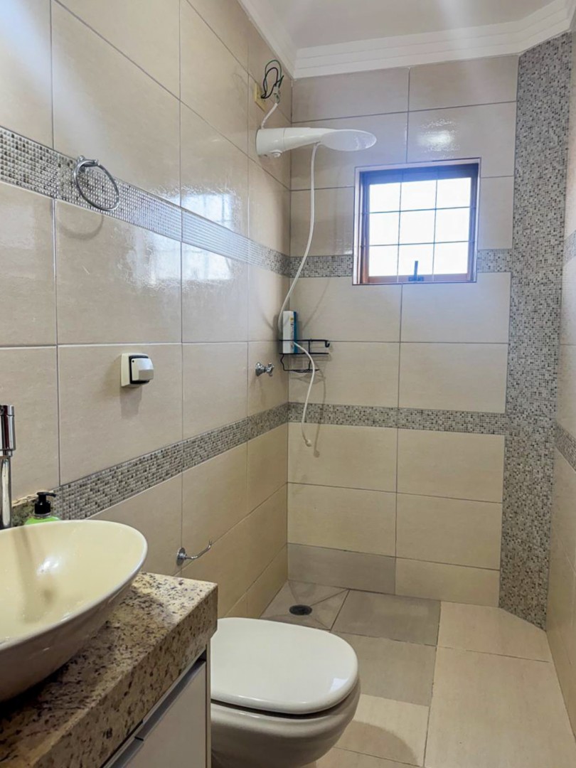 Casa Residencial para venda no bairro Jardim Taruma de Londrina - Foto 16