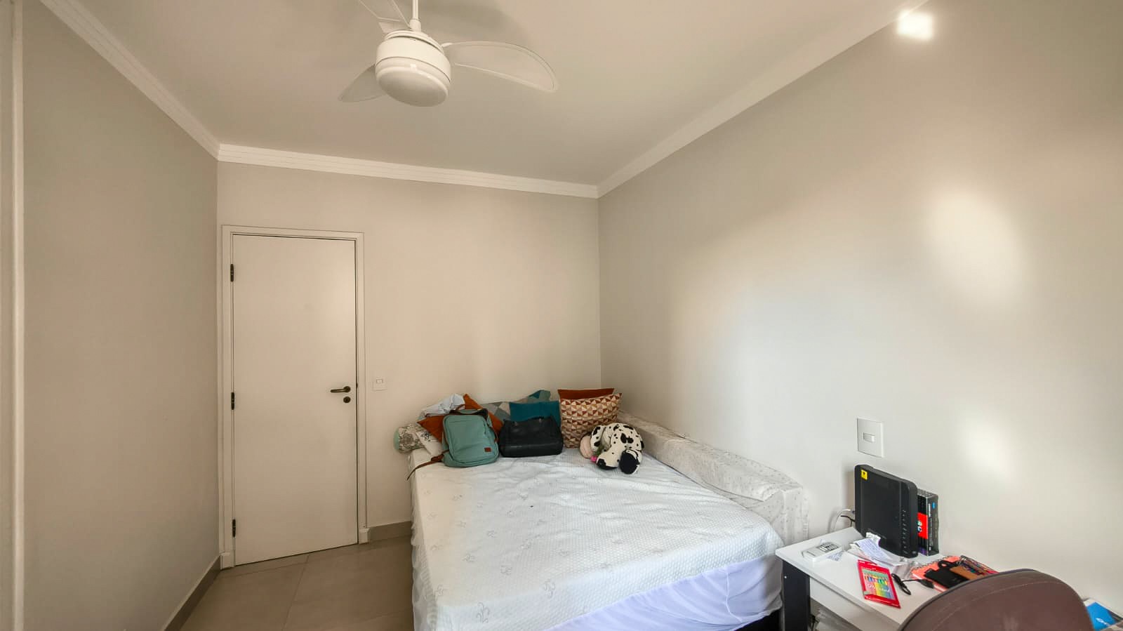 Apartamento para venda no bairro Jardim Londrilar de Londrina - Foto 11