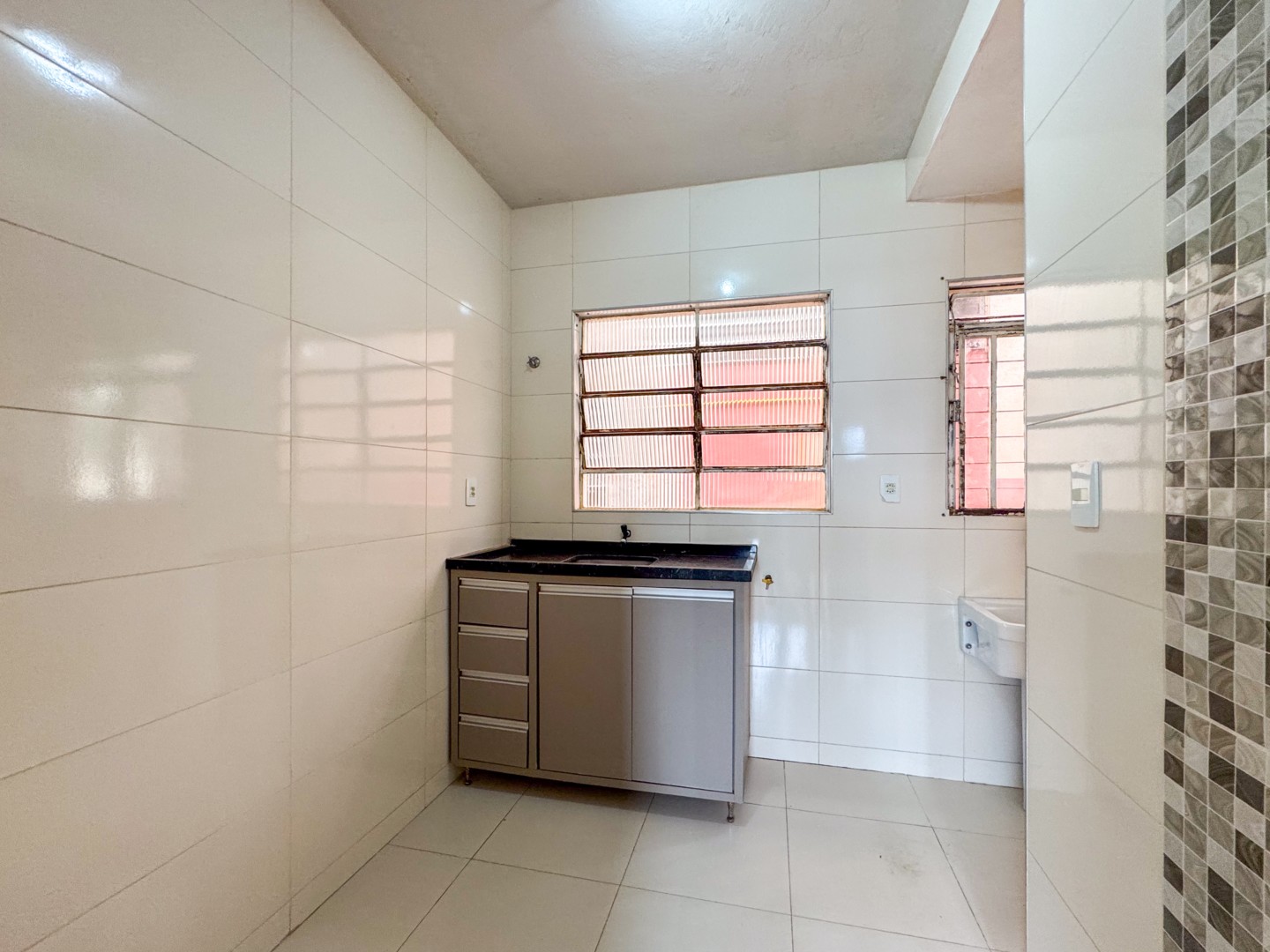 Apartamento para locação no bairro Tiete de Londrina - Foto 10