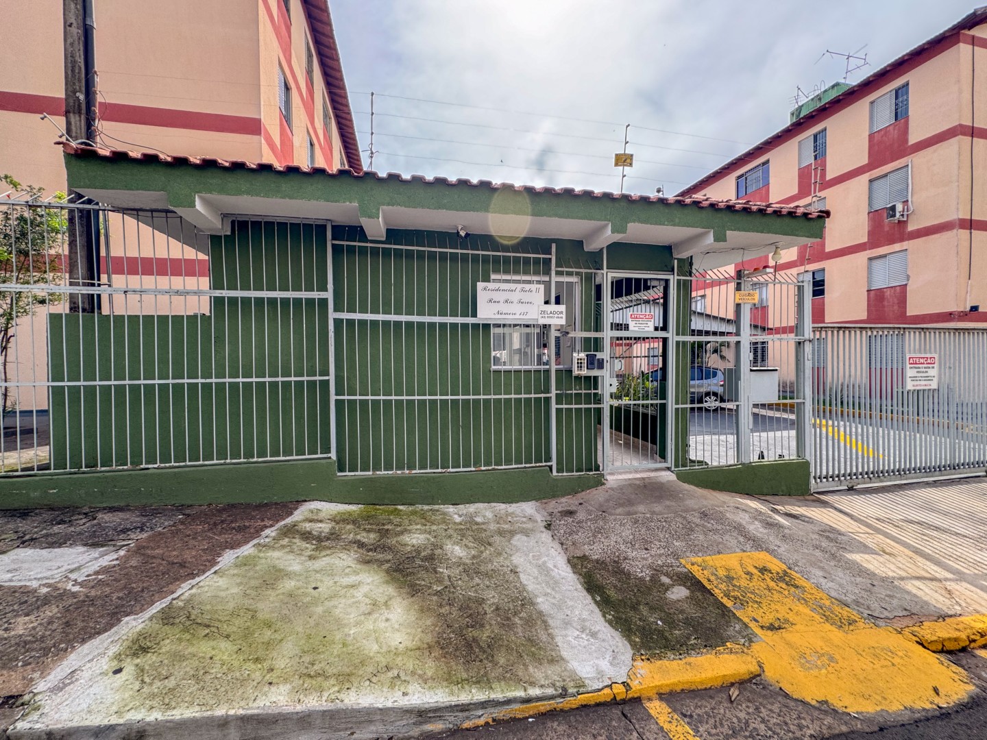 Apartamento para locacao no Tiete em Londrina com 70m² por R$ 1.000