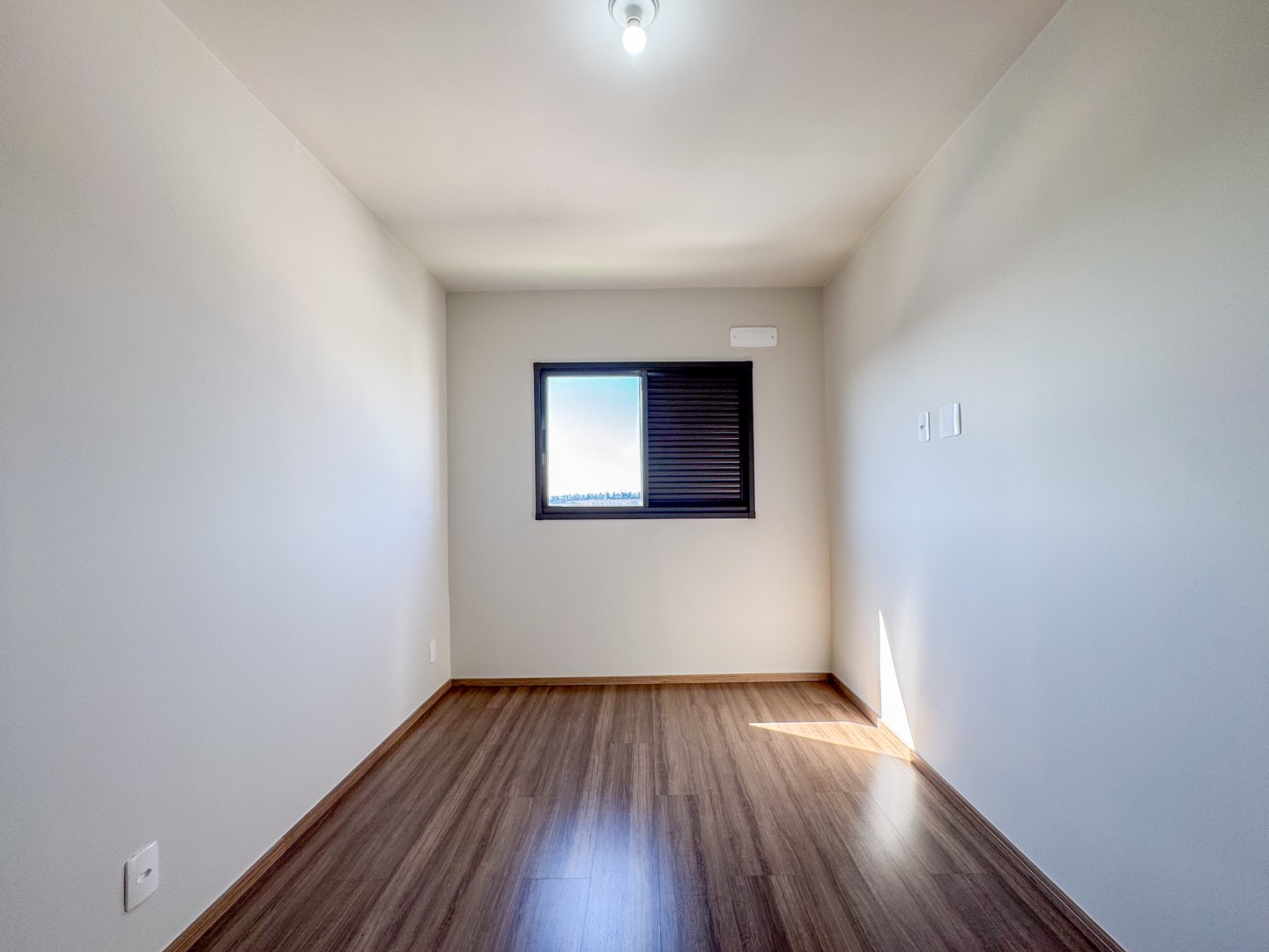 Apartamento para locação no bairro Portal Norte de Londrina - Foto 17