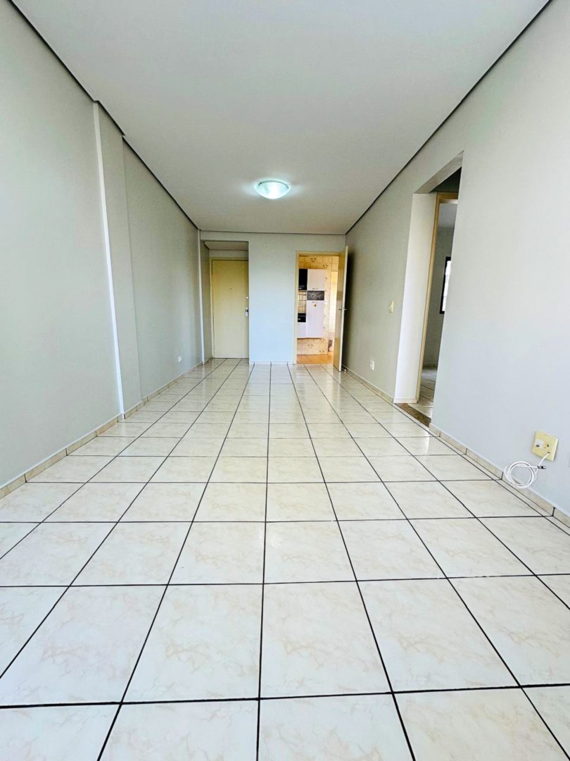 Apartamento para venda no bairro Centro de Londrina - Foto 4