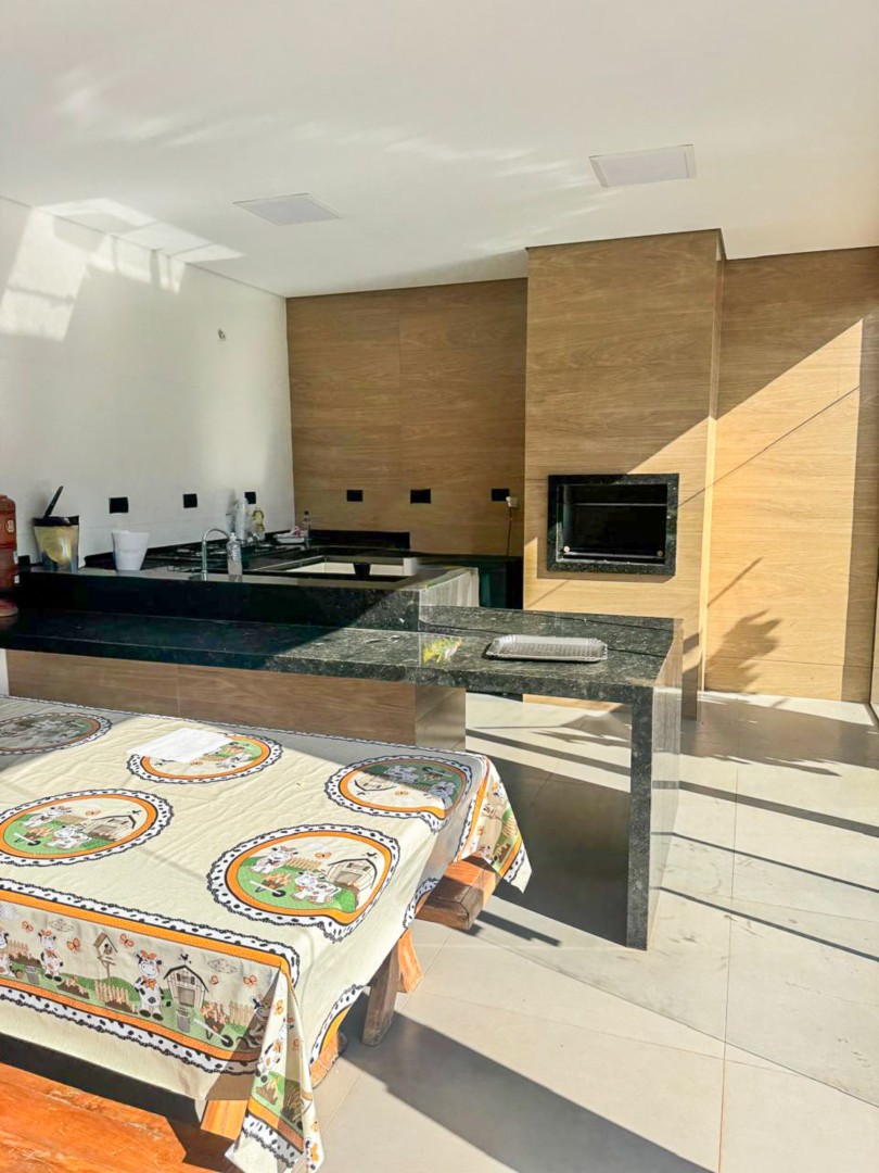 Casa Residencial para venda no bairro Pinheiros de Londrina - Foto 14