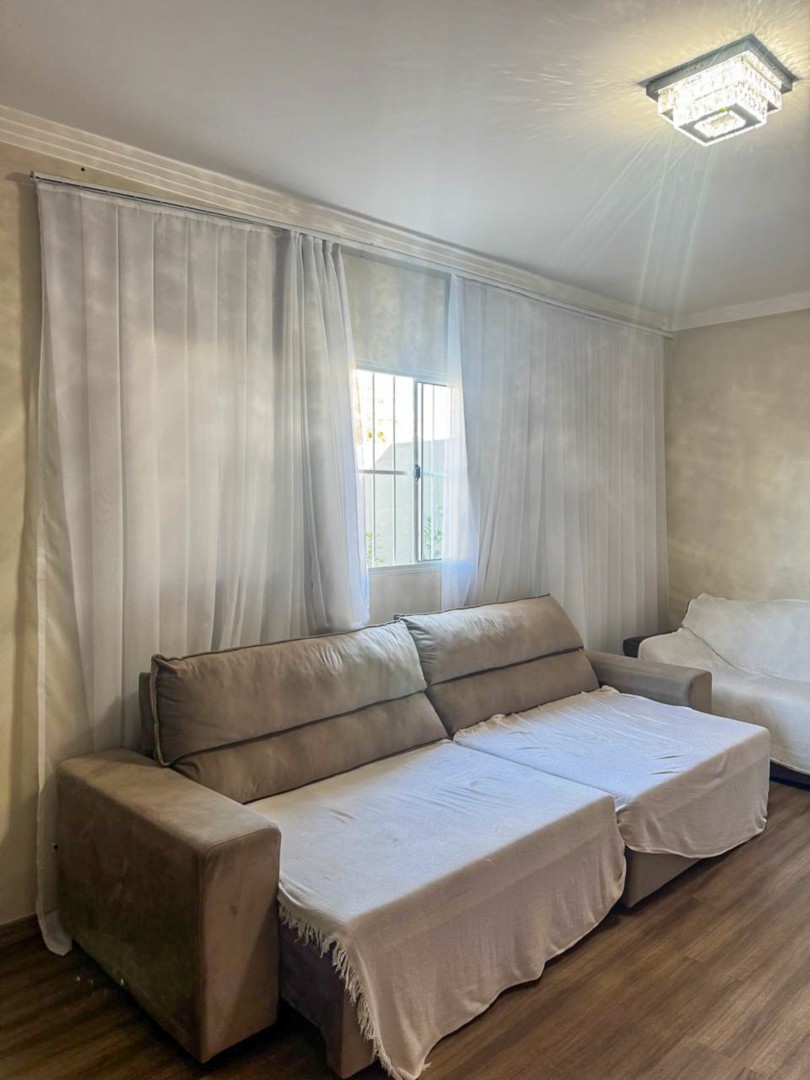 Casa Residencial para venda no Pinheiros em Londrina com 200m² por R$ 920.000  - Foto 2