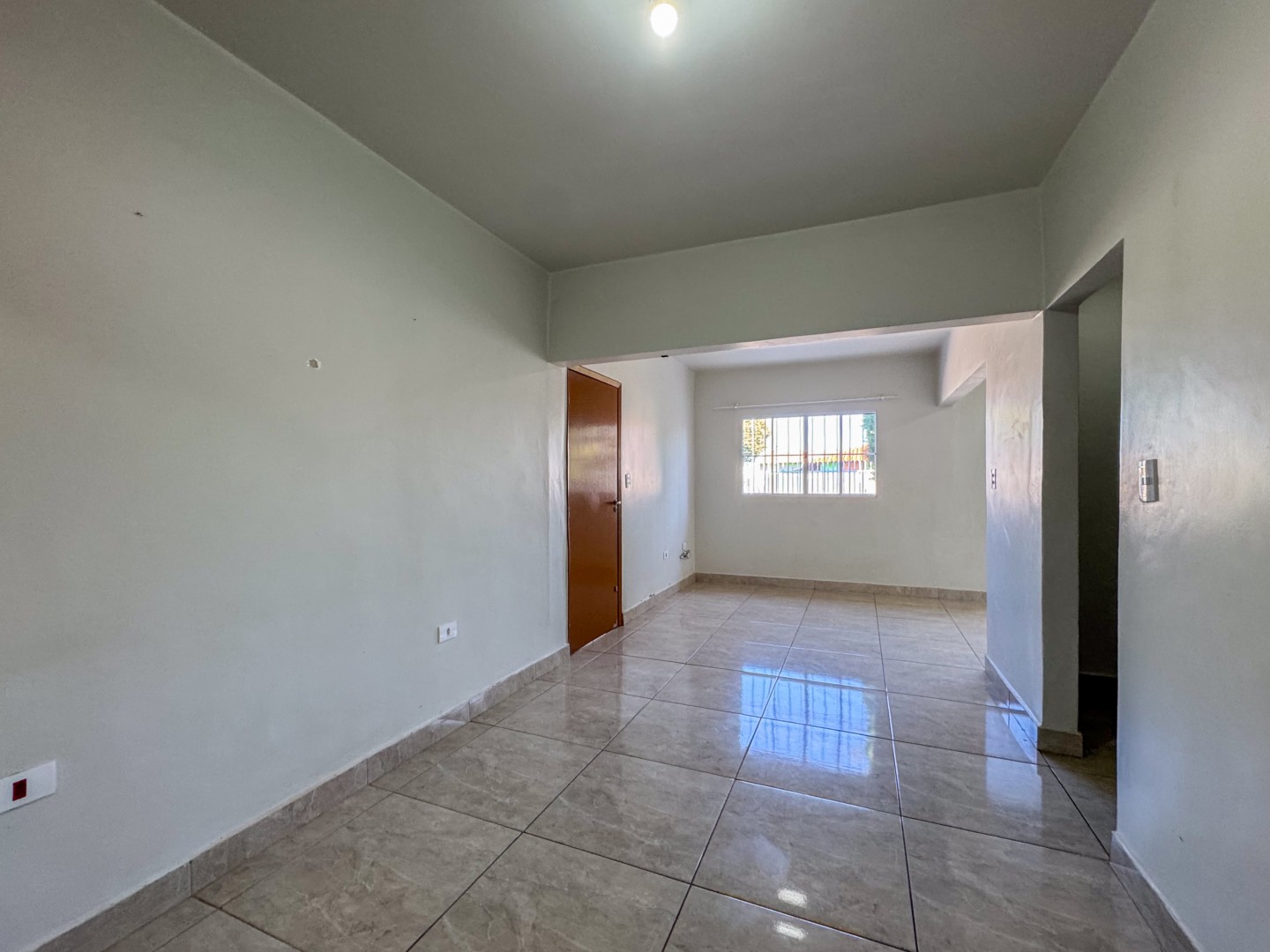Casa Residencial para locação no bairro Parigot de Souza 3 de Londrina - Foto 6