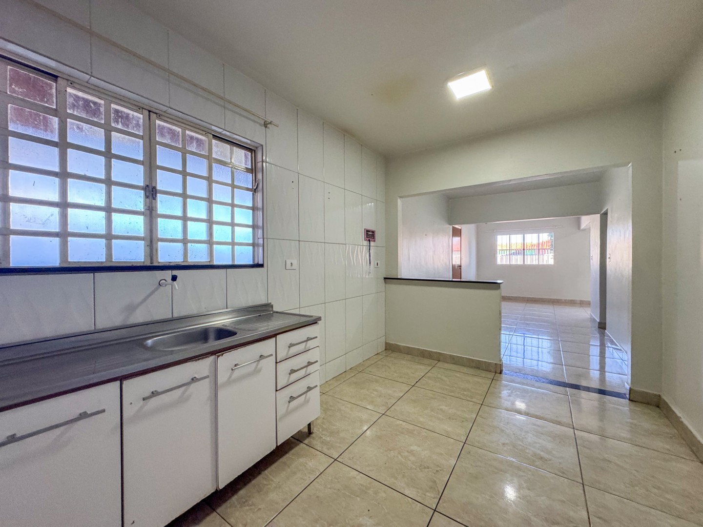 Casa Residencial para locação no bairro Parigot de Souza 3 de Londrina - Foto 10