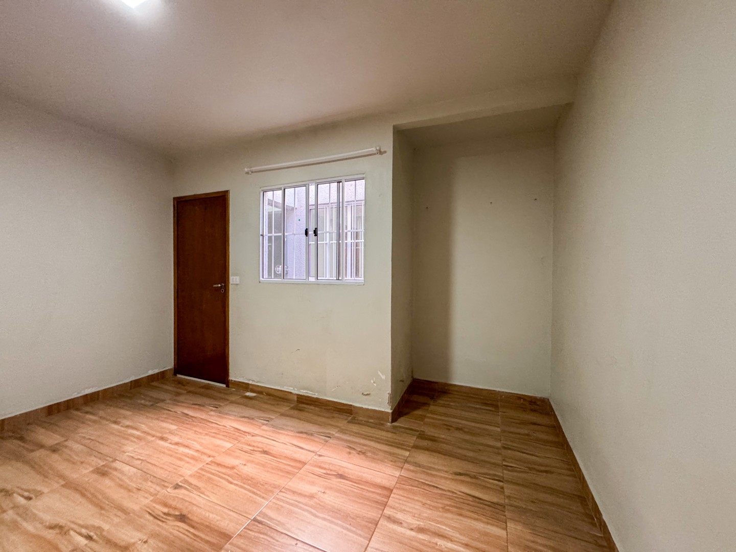 Casa Residencial para locação no bairro Parigot de Souza 3 de Londrina - Foto 13
