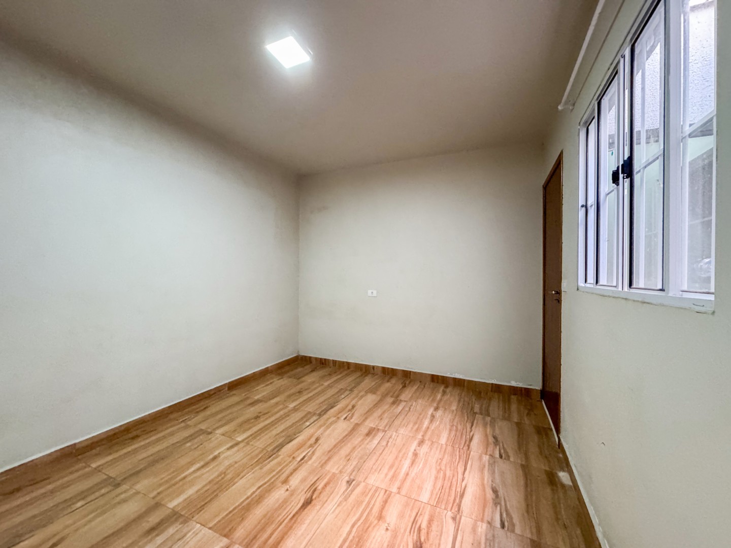 Casa Residencial para locação no bairro Parigot de Souza 3 de Londrina - Foto 14