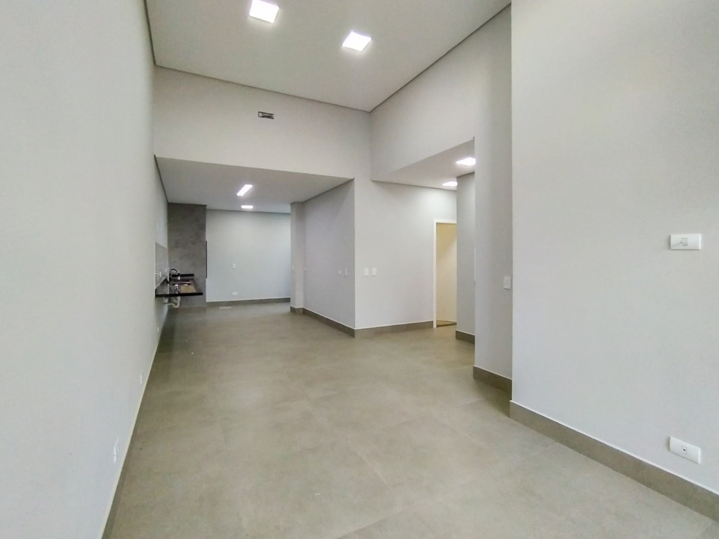 Casa Residencial para locacao no Esperanca em Londrina com 84m² por R$ 3.200