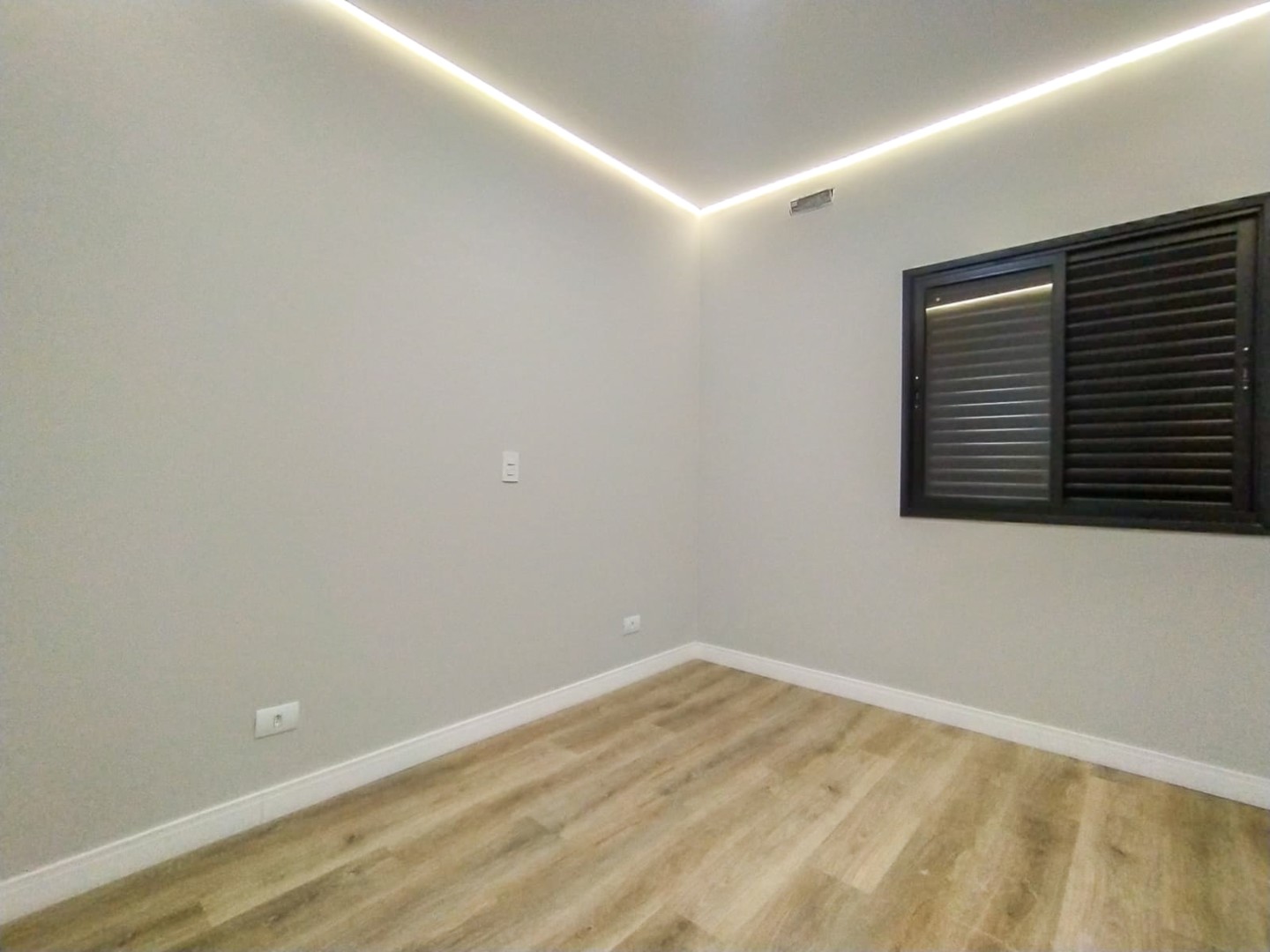 Casa Residencial para locação no bairro Esperanca de Londrina - Foto 9