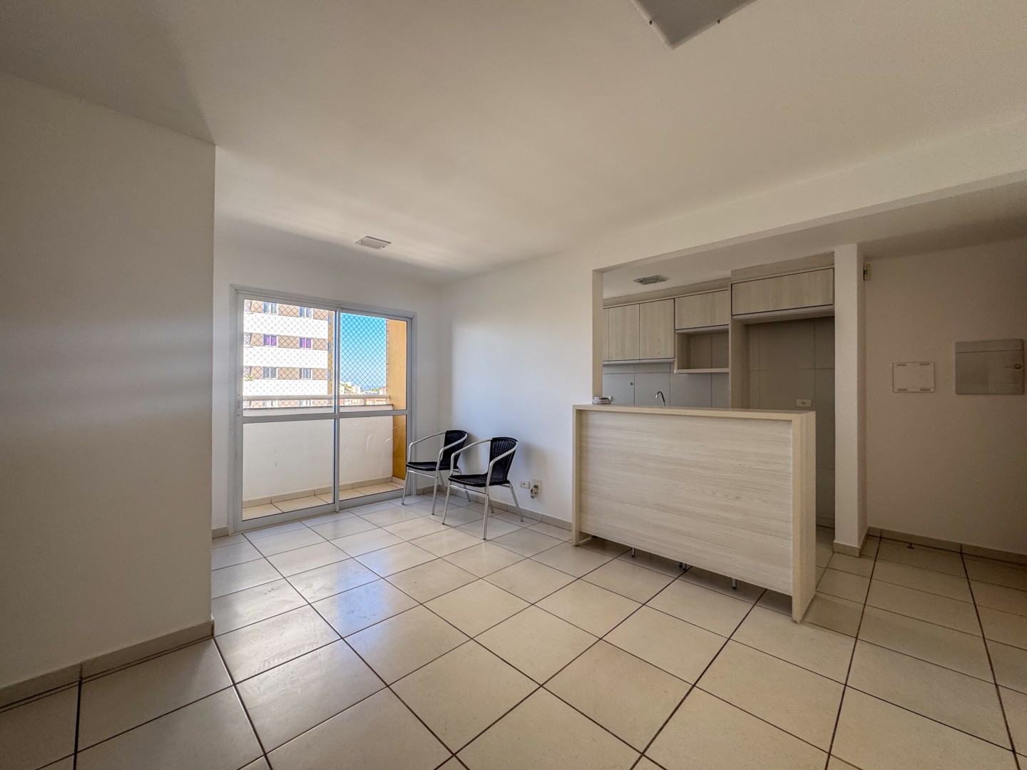 Apartamento para locacao no Gleba Palhano em Londrina com 90,29m² por R$ 2.100  - Foto 2