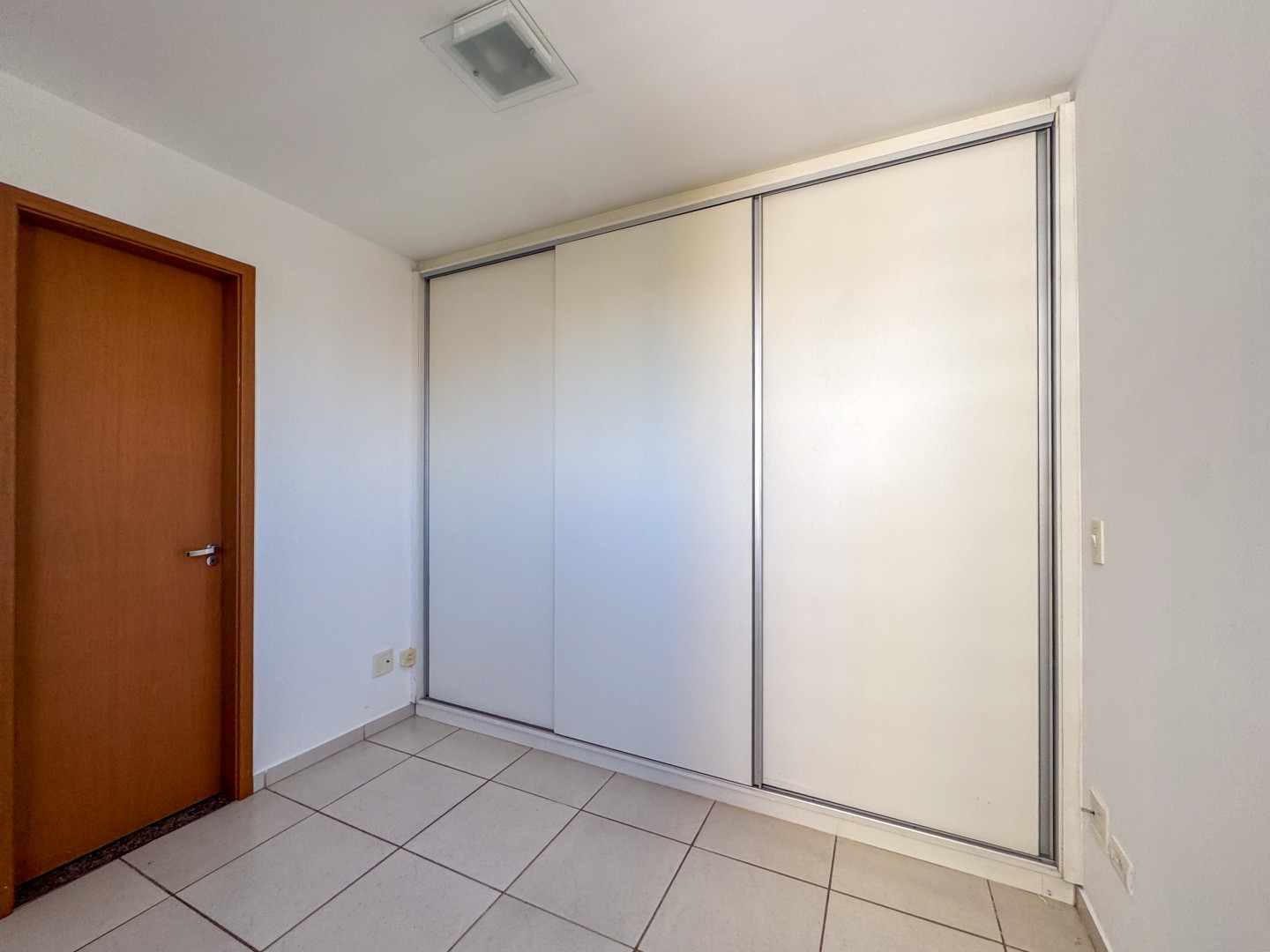 Apartamento para locação no bairro Gleba Palhano de Londrina - Foto 6