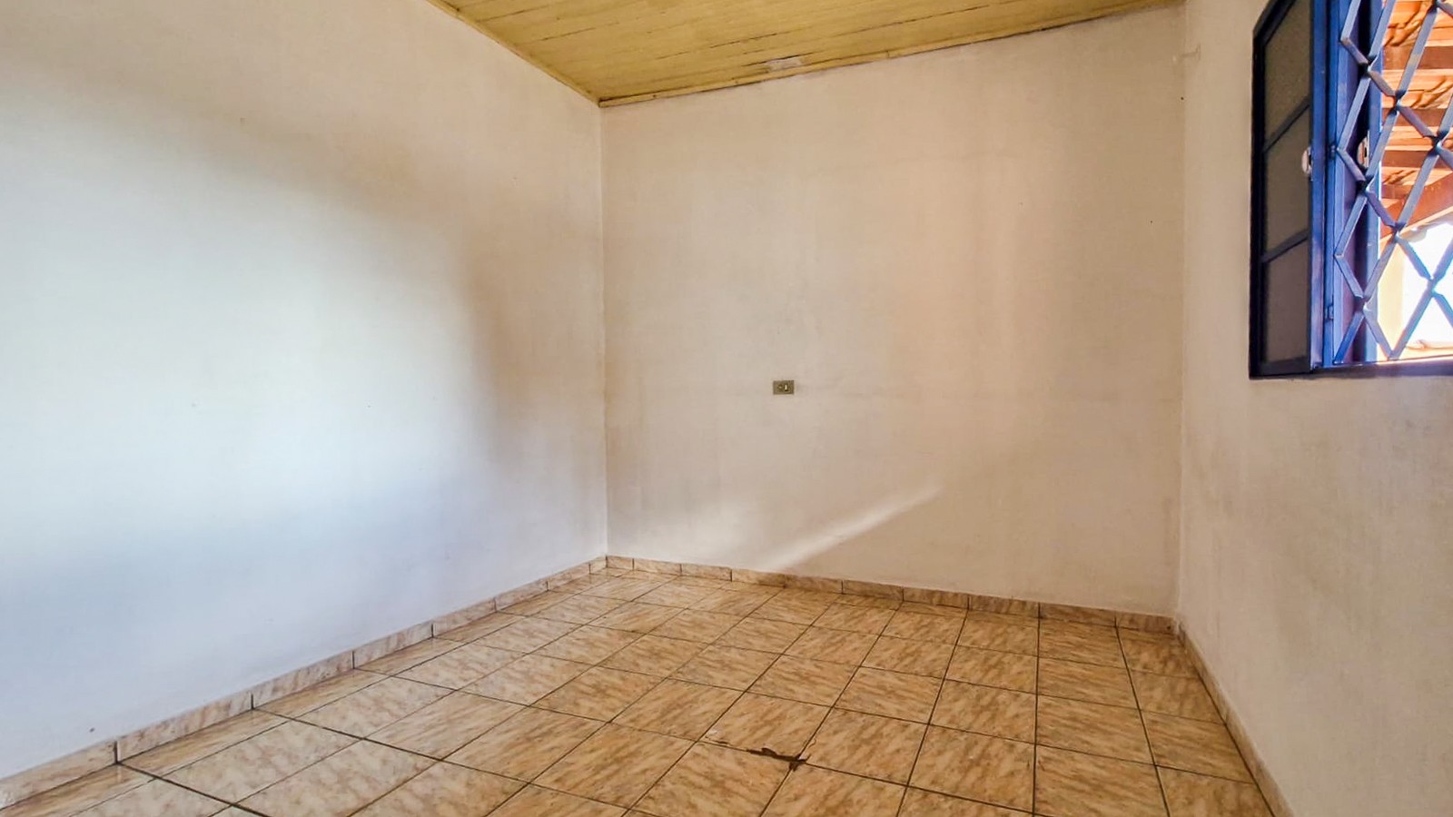 Casa Residencial para locação no bairro Violim de Londrina - Foto 9
