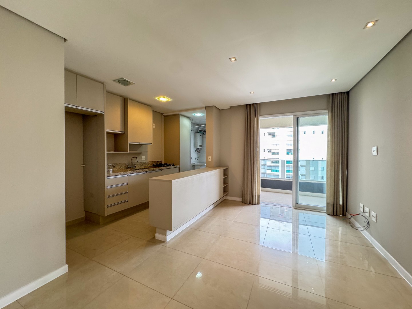 Apartamento para locacao no Gleba Palhano em Londrina com 96m² por R$ 2.990 - Foto 2