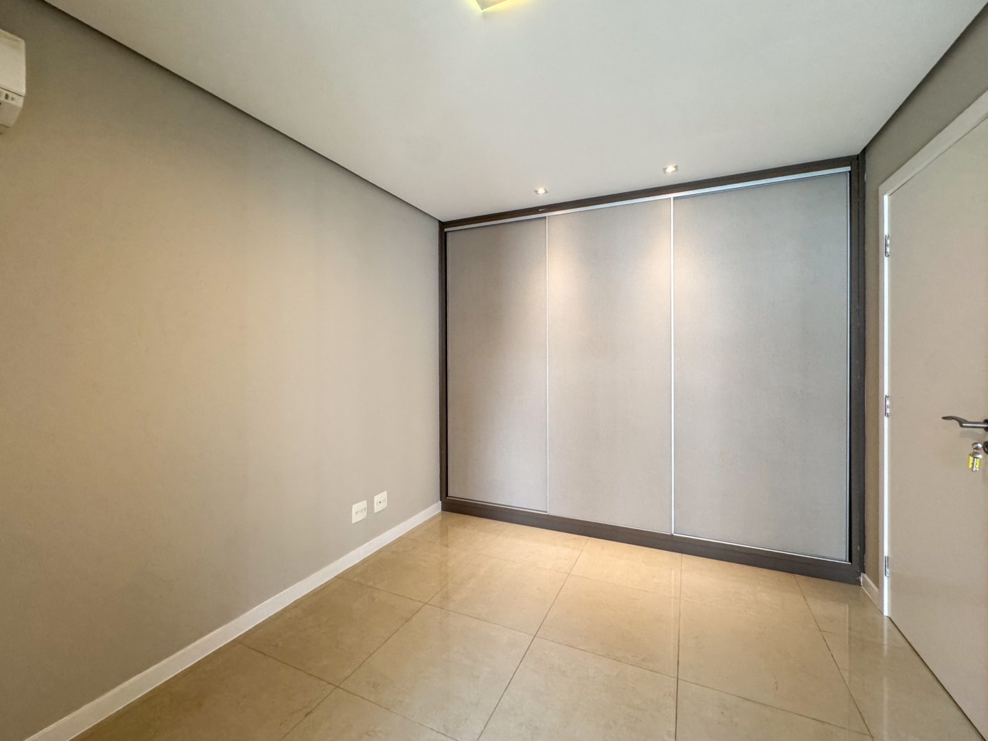 Apartamento para locação no bairro Gleba Palhano de Londrina - Foto 9