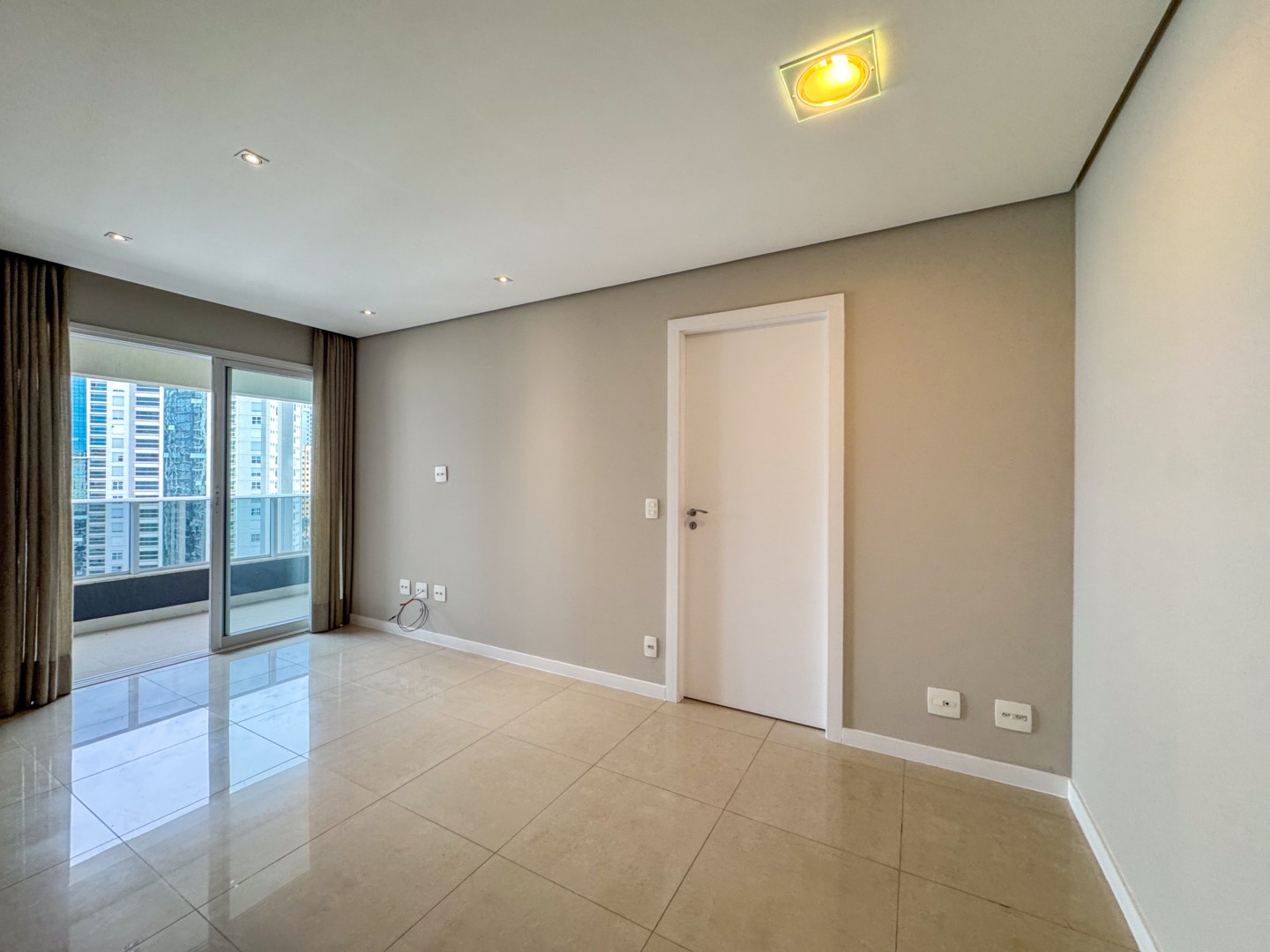 Apartamento para locação no bairro Gleba Palhano de Londrina - Foto 6